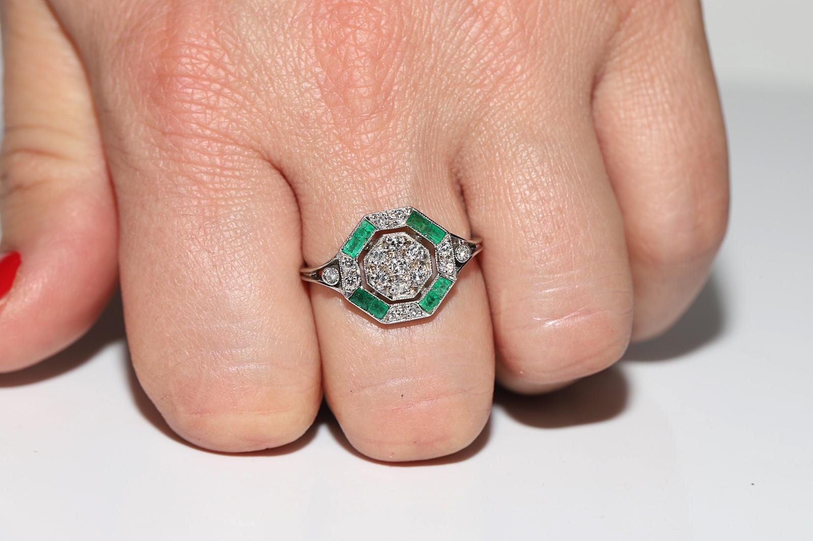 Retro Vintage 12k Gold Natural Diamond And Caliber Emerald Decorated Ring For Sale