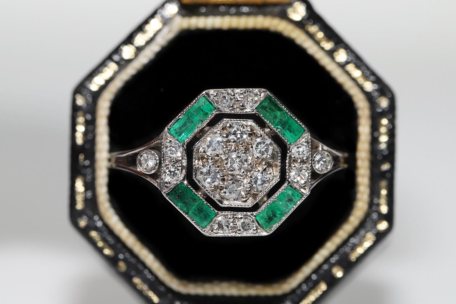 Vintage 12k Gold Natural Diamond And Caliber Emerald Decorated Ring In Good Condition For Sale In Fatih/İstanbul, 34