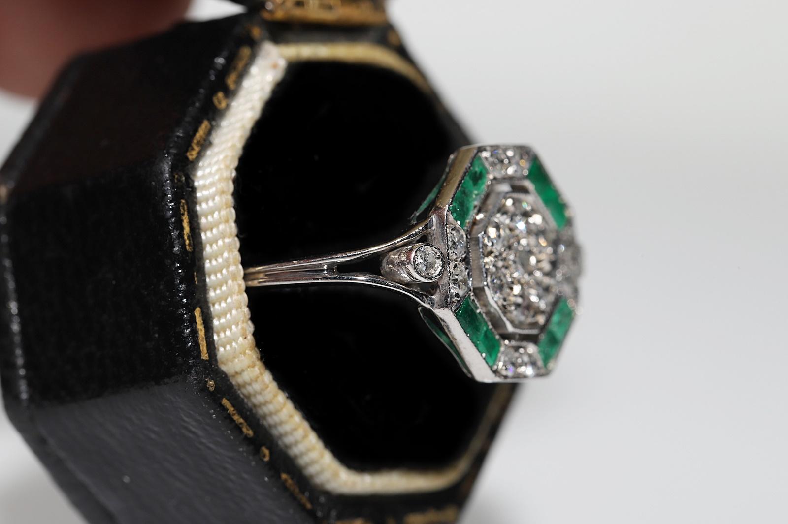 Women's Vintage 12k Gold Natural Diamond And Caliber Emerald Decorated Ring For Sale