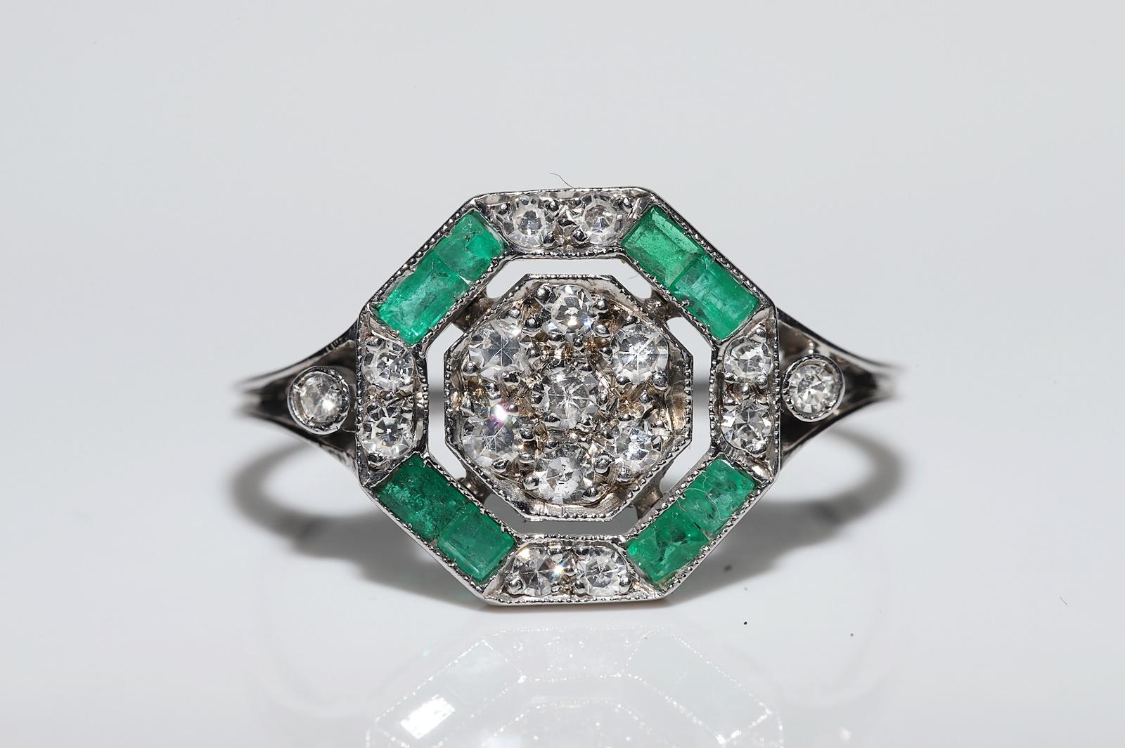 Vintage 12k Gold Natural Diamond And Caliber Emerald Decorated Ring For Sale 1