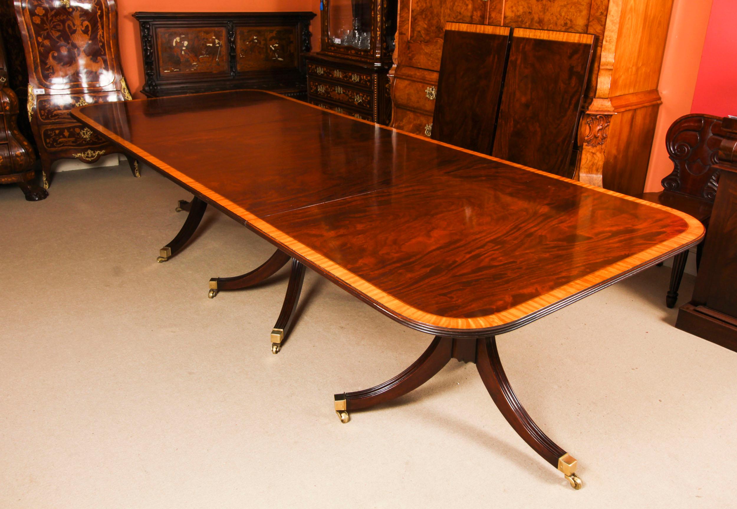 Vintage 13 ft Three Pillar Mahogany Dining Table and 14 Chairs 20th Century  For Sale 5