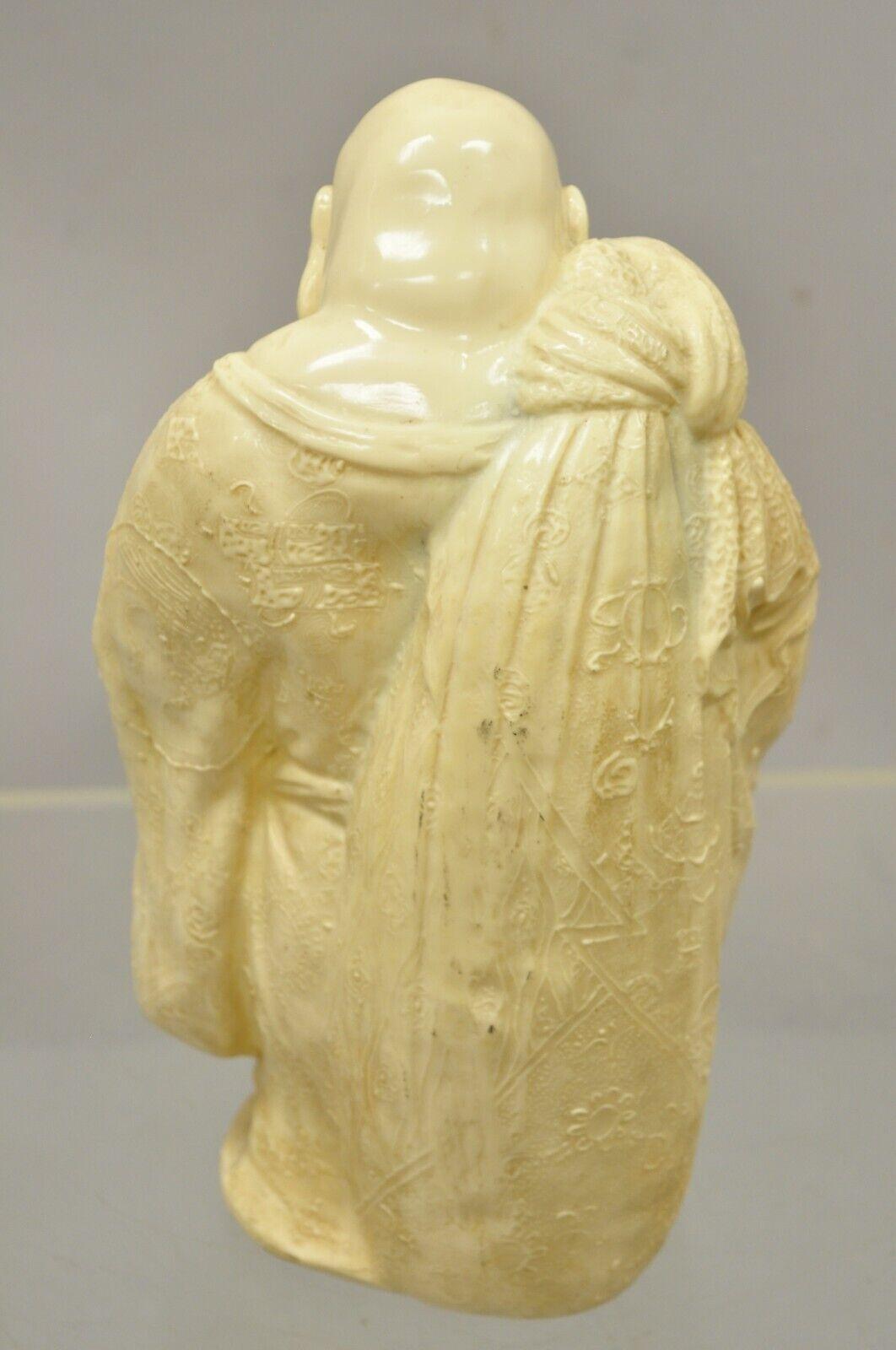 Lachende Buddah-Statue aus Kunstharz, Skulptur, Figur im Angebot 1