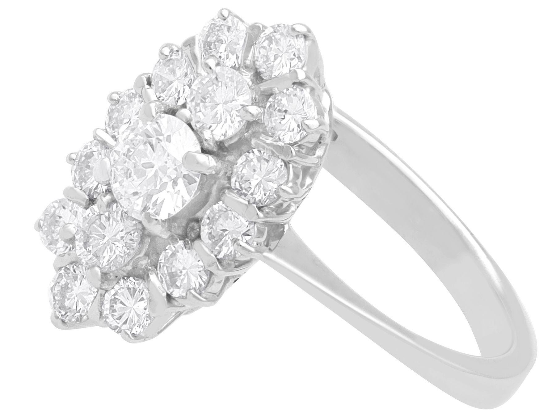 Vintage 1,30 Karat Diamant und Weißgold Marquise Cluster Ring, um 1970 (Rundschliff)