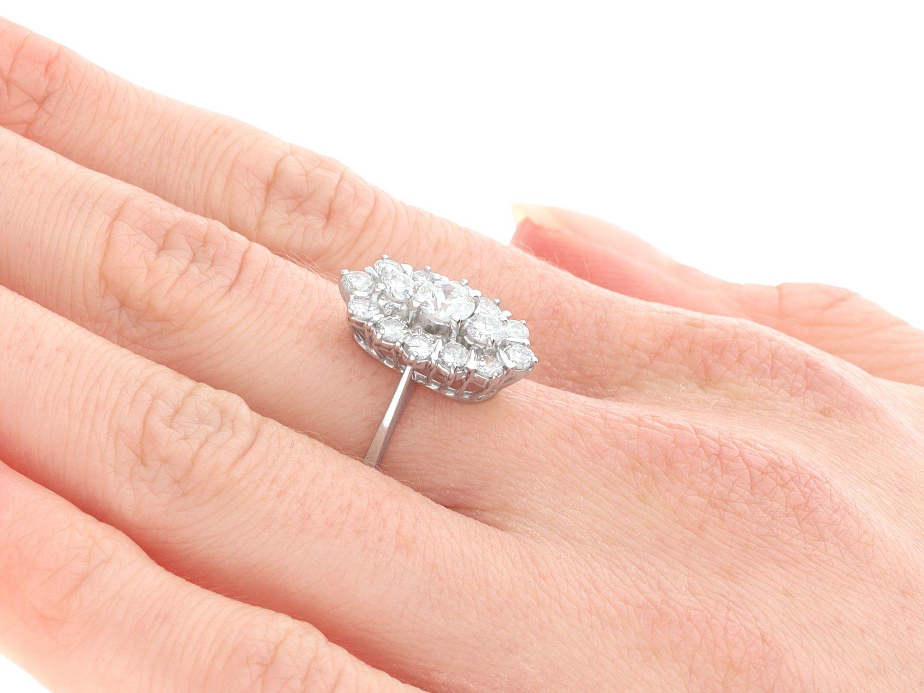 Vintage 1,30 Karat Diamant und Weißgold Marquise Cluster Ring, um 1970 2