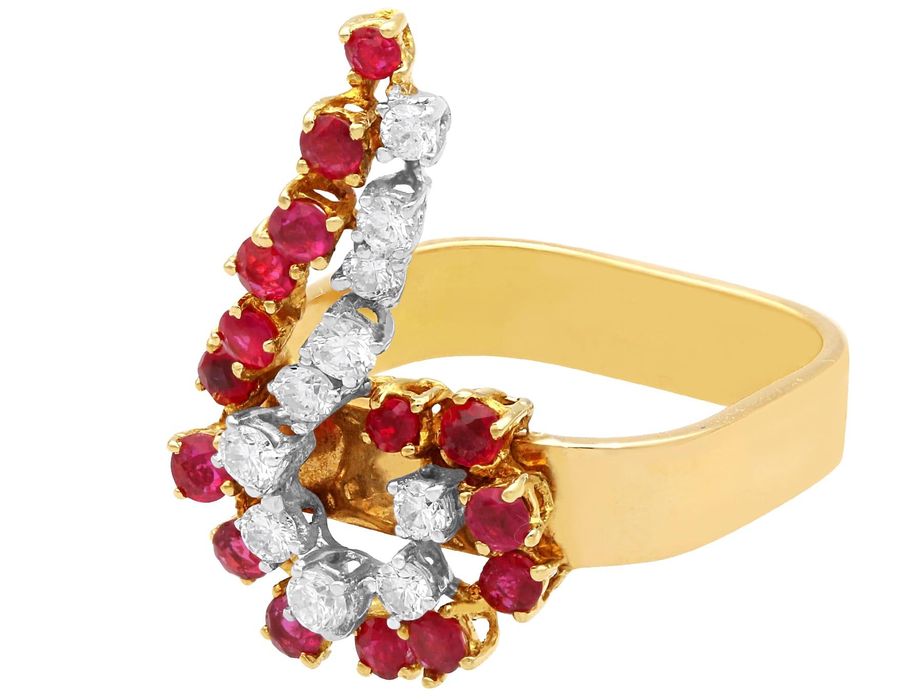 Women's or Men's Vintage 1.30Ct Ruby and 0.39Ct Diamond 18k Yellow Gold Dress Ring 1979 For Sale