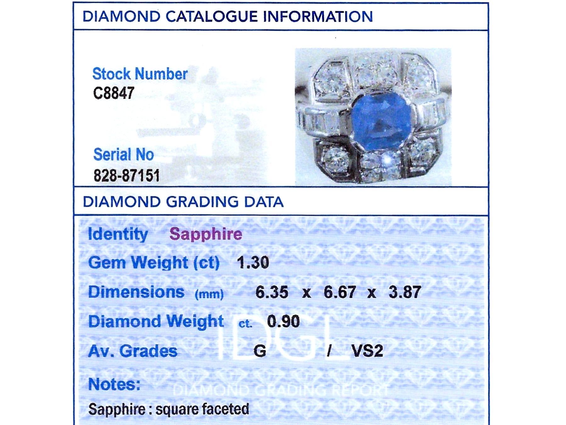 Vintage 1.30Ct Sapphire and 0.90Ct Diamond, Platinum Dress Ring Circa 1950 en vente 2
