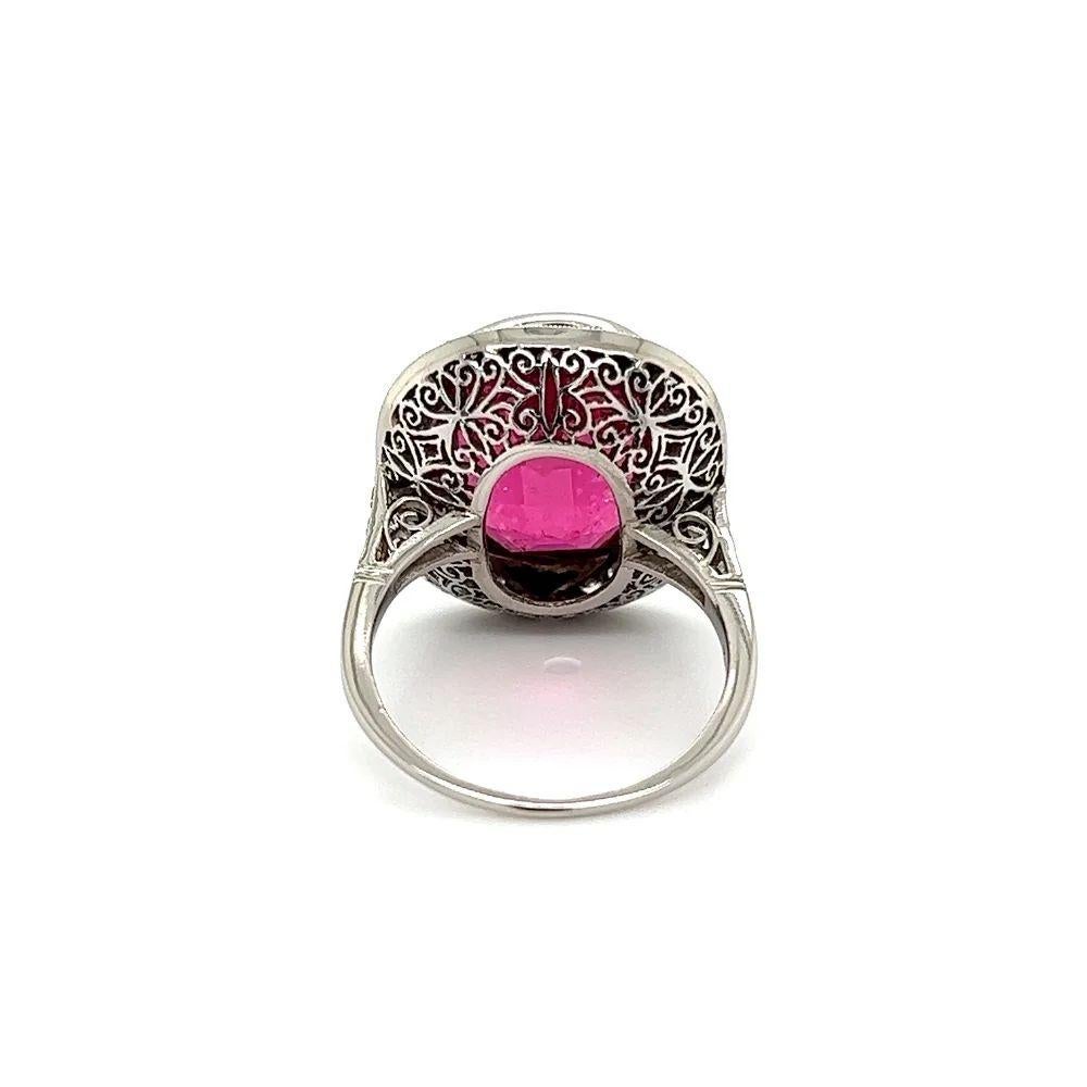 Vintage 13.18 Carat Rubellite Tourmaline Onyx and Diamond Platinum Ring In Excellent Condition For Sale In Montreal, QC
