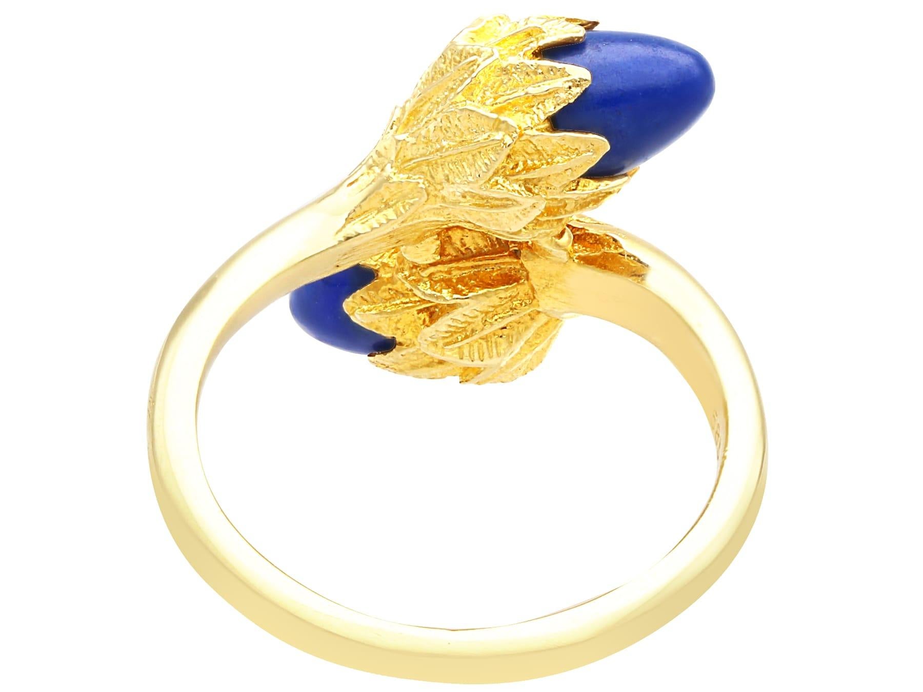 Cabochon Vintage 1.32 Carat Lapis Lazuli and 14k Yellow Gold Dress Ring For Sale