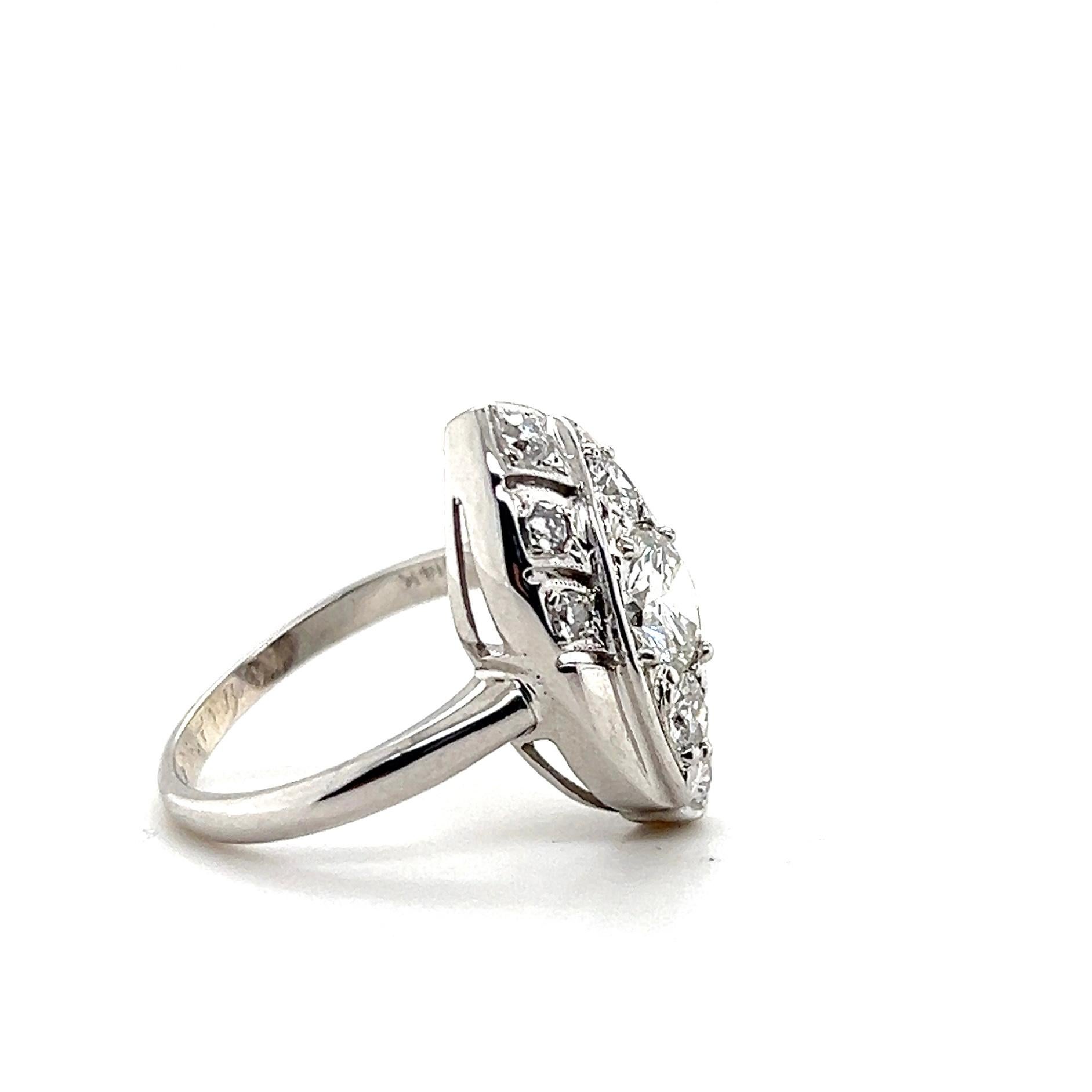 Vintage 1,33 TCW Diamant und 14k Weißgold Navette Ring CIRCA 1950s im Angebot 2