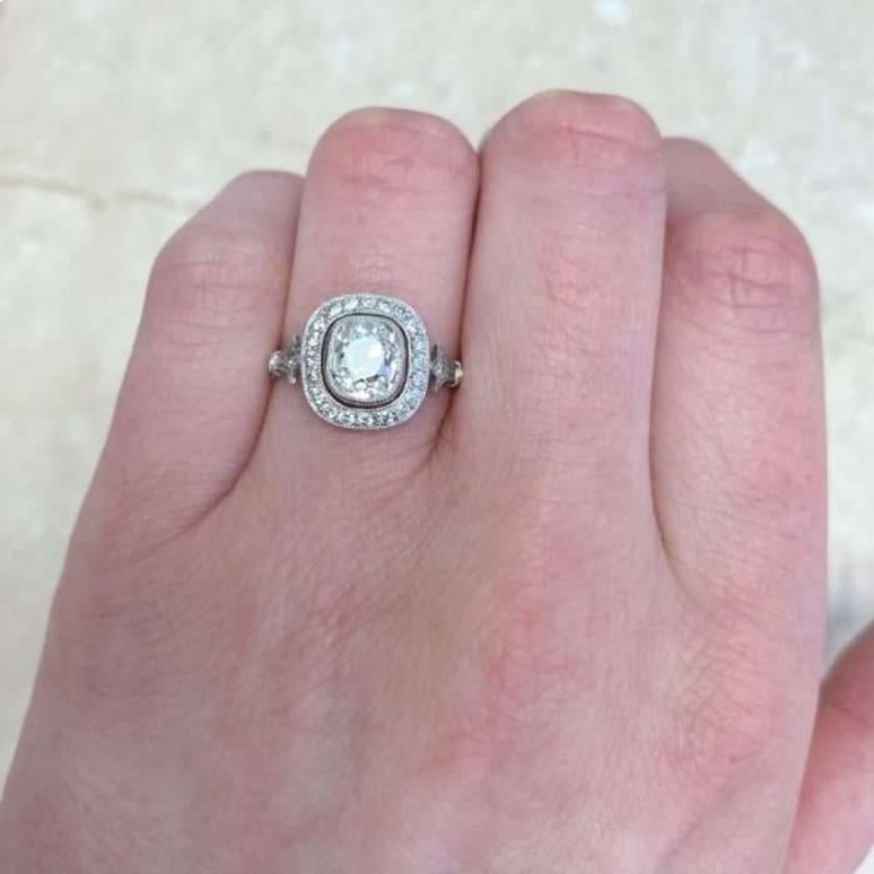 Vintage 1.33ct Antique Old Mine Cut Diamond Engagement Ring, Platinum For Sale 2