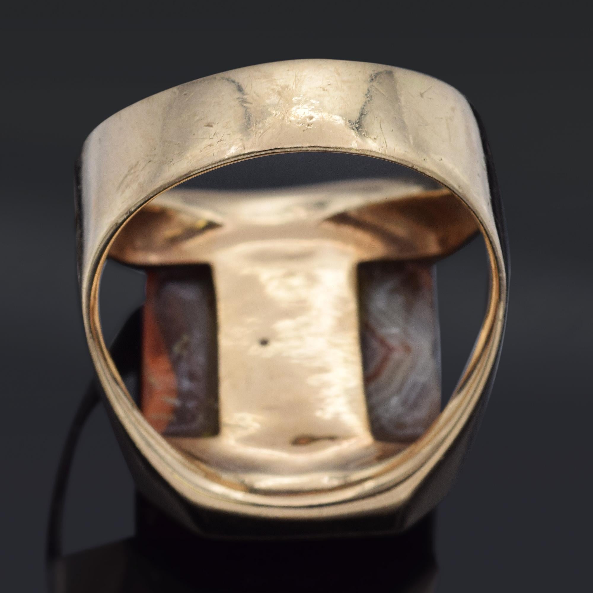Vintage 13.47 Ct Lake Superior Agate Yellow Gold Cocktail Ring Size 12.25 In Good Condition In New York, NY