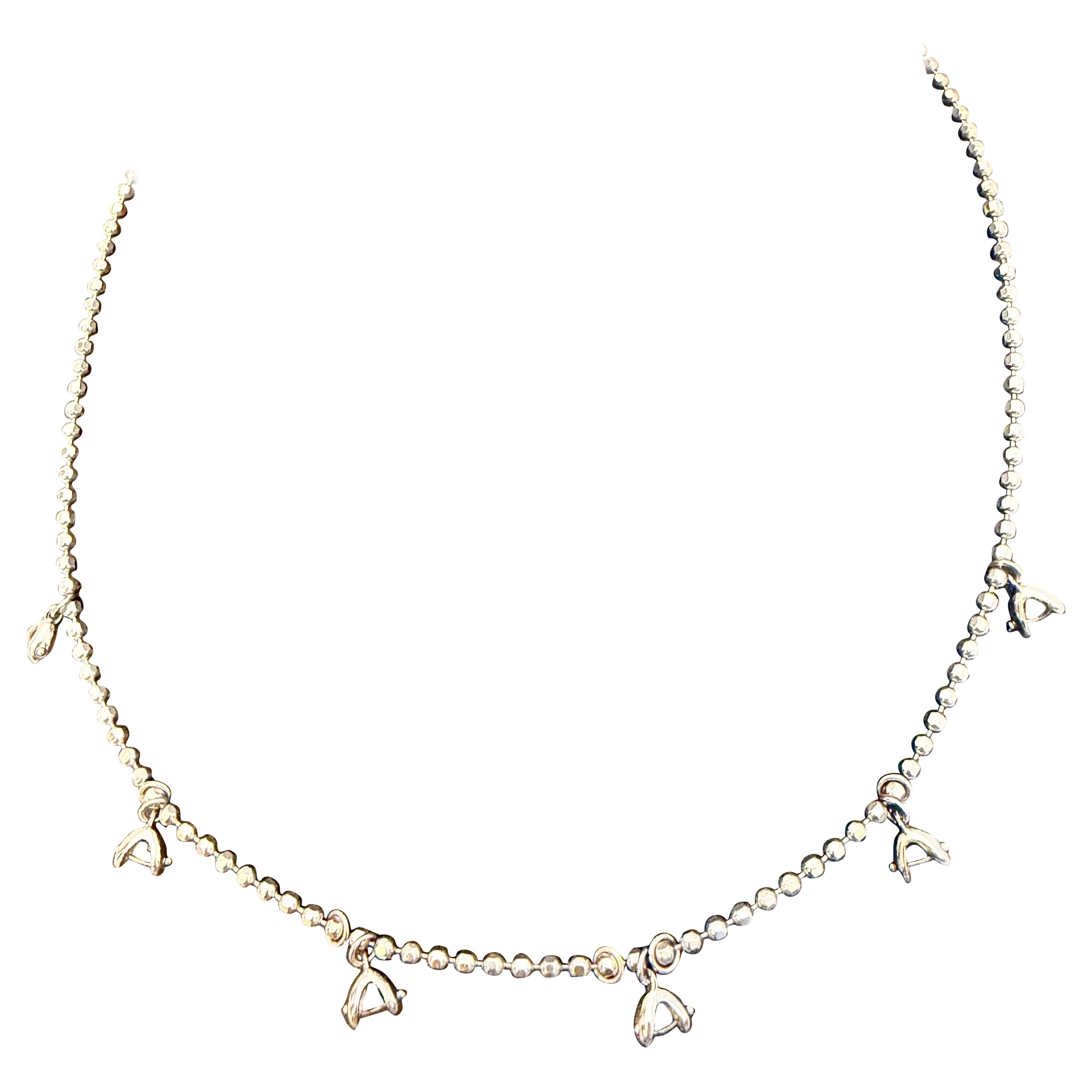 Vintage 13.5 Gm 18 Karat White Gold 6 Hanging Station Chain By designer Aspery en vente