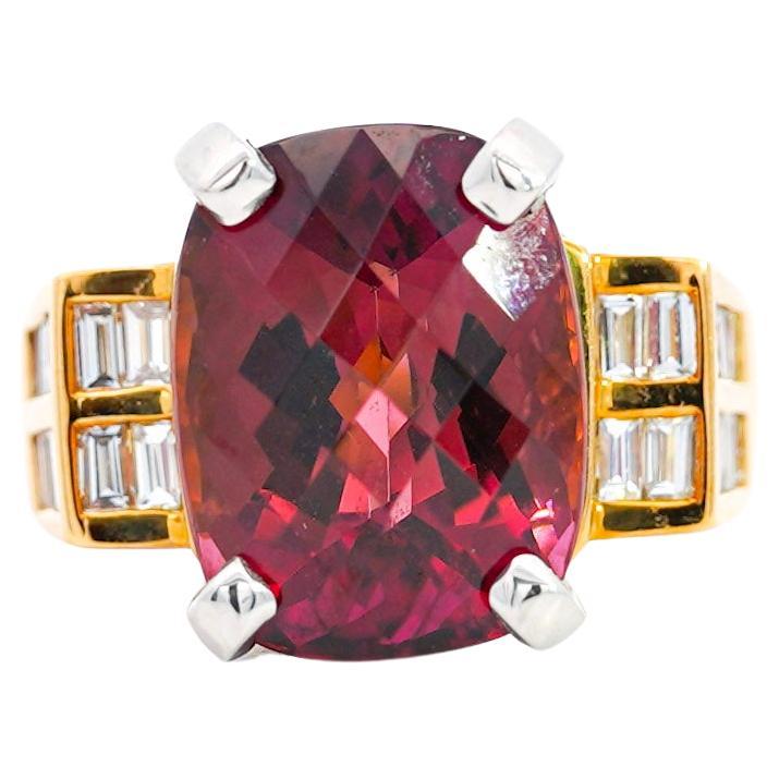 Vintage 13,50 Karat GIA lila-Rosafarbener Turmalin und Diamantring aus 18 Karat & Platin mit Diamanten im Angebot