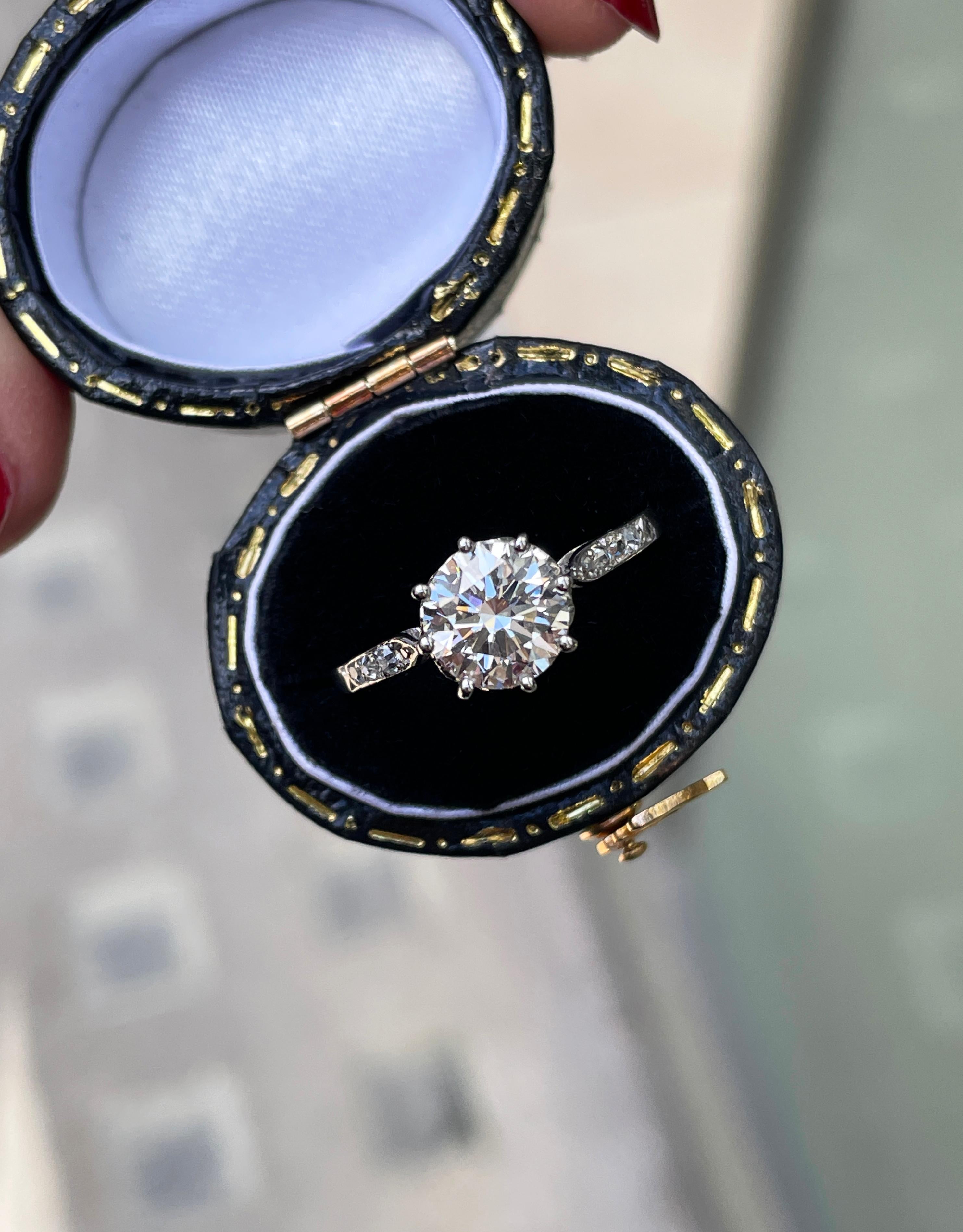Bague de fiançailles vintage en platine avec diamant taille ancienne de 1,37 carat, années 1950 Bon état - En vente à London, GB
