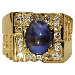 Vintage 1.37 Carat Oval Cabochon Blue Sapphire Diamond Men's Ring in Yellow Gold