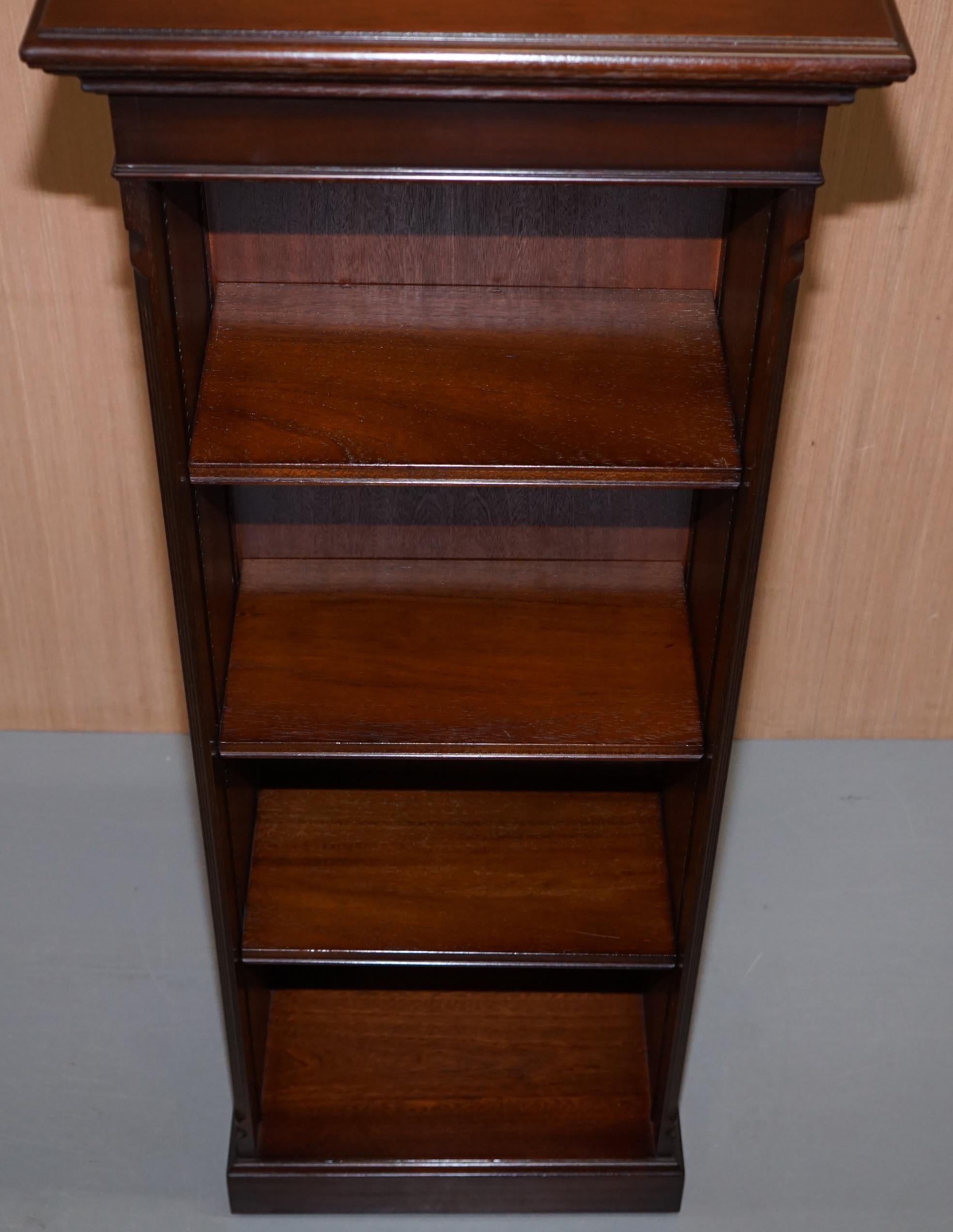 Hand-Crafted Vintage Mahogany Library Bookcase with Height Adjustable Shelves