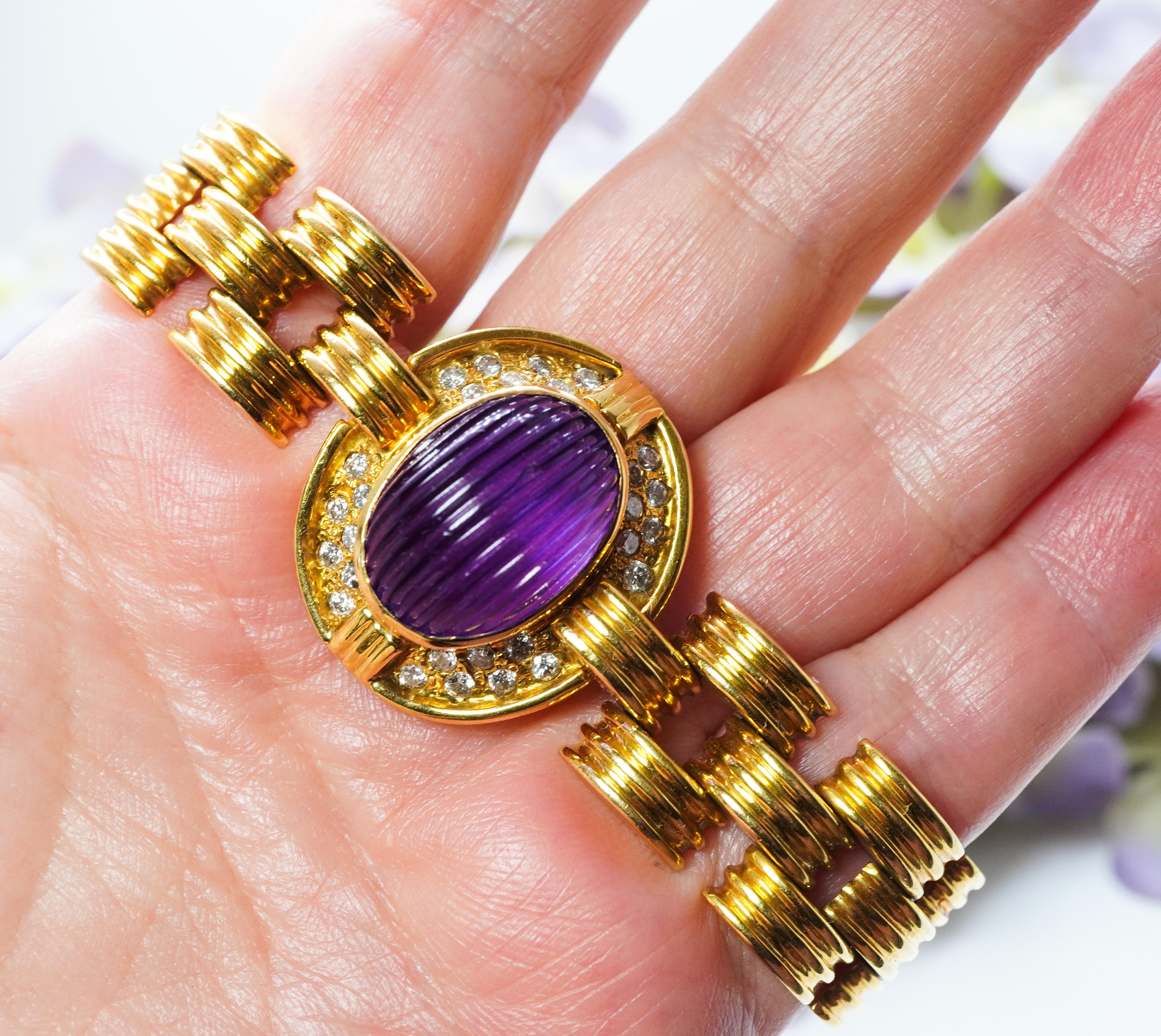  Vintage 13ct Carved Amethyst Diamond Mid Century Bracelet 18K Gold Heavy 48.9gr Estate

This fascinating vintage piece is crafted in luxurious and expensive 18K yellow gold and it weighs very heavy 48.9 grams of it! The gold content is not stamped.