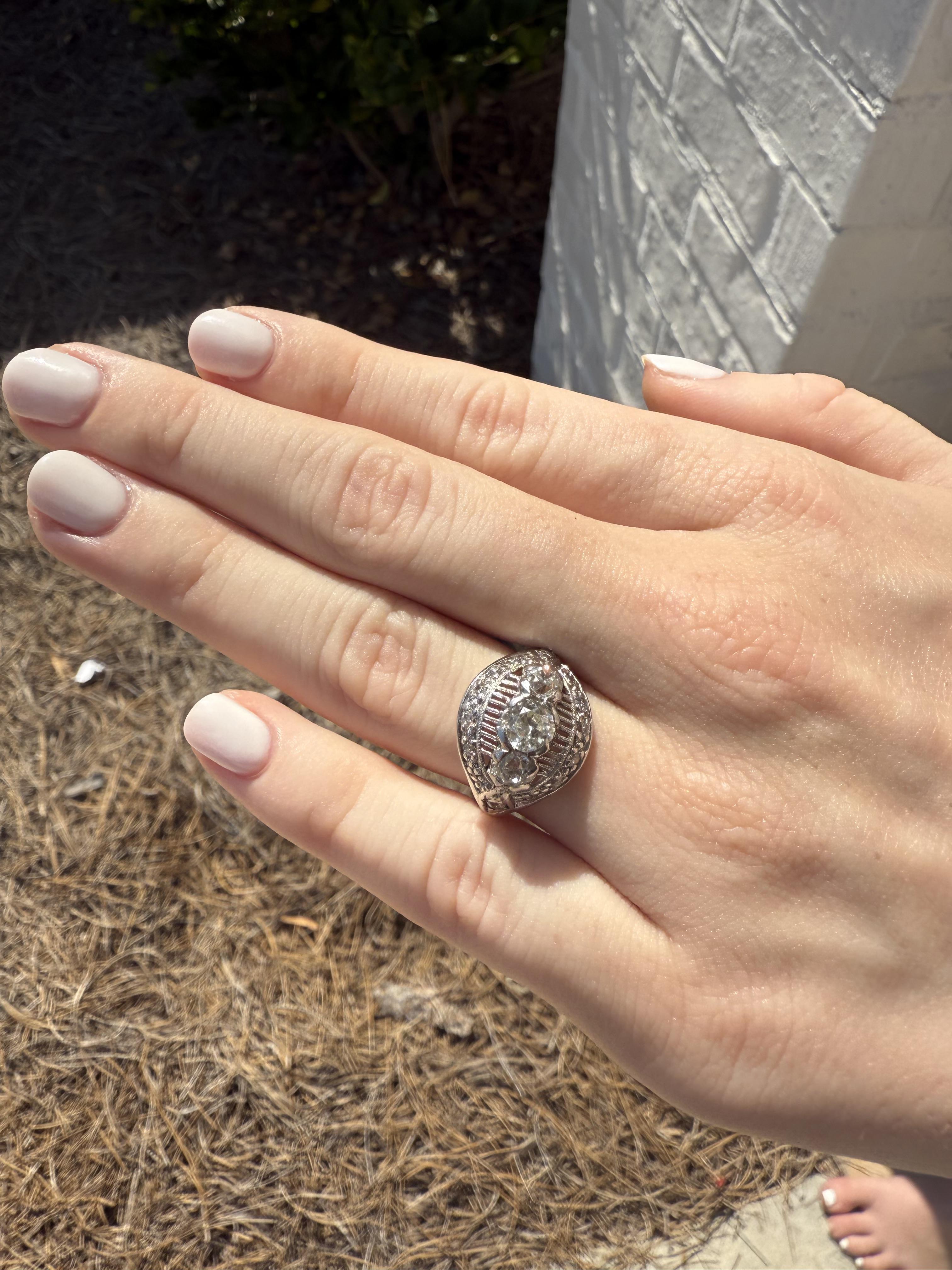 Art Déco Anello da cocktail in platino con diamante antico taglio europeo da 1,3 CTW in vendita