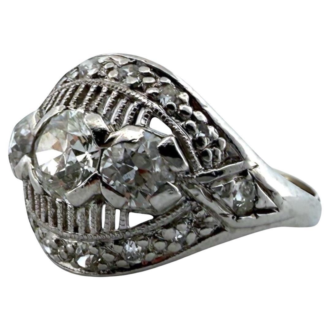 Anello da cocktail in platino con diamante antico taglio europeo da 1,3 CTW in vendita