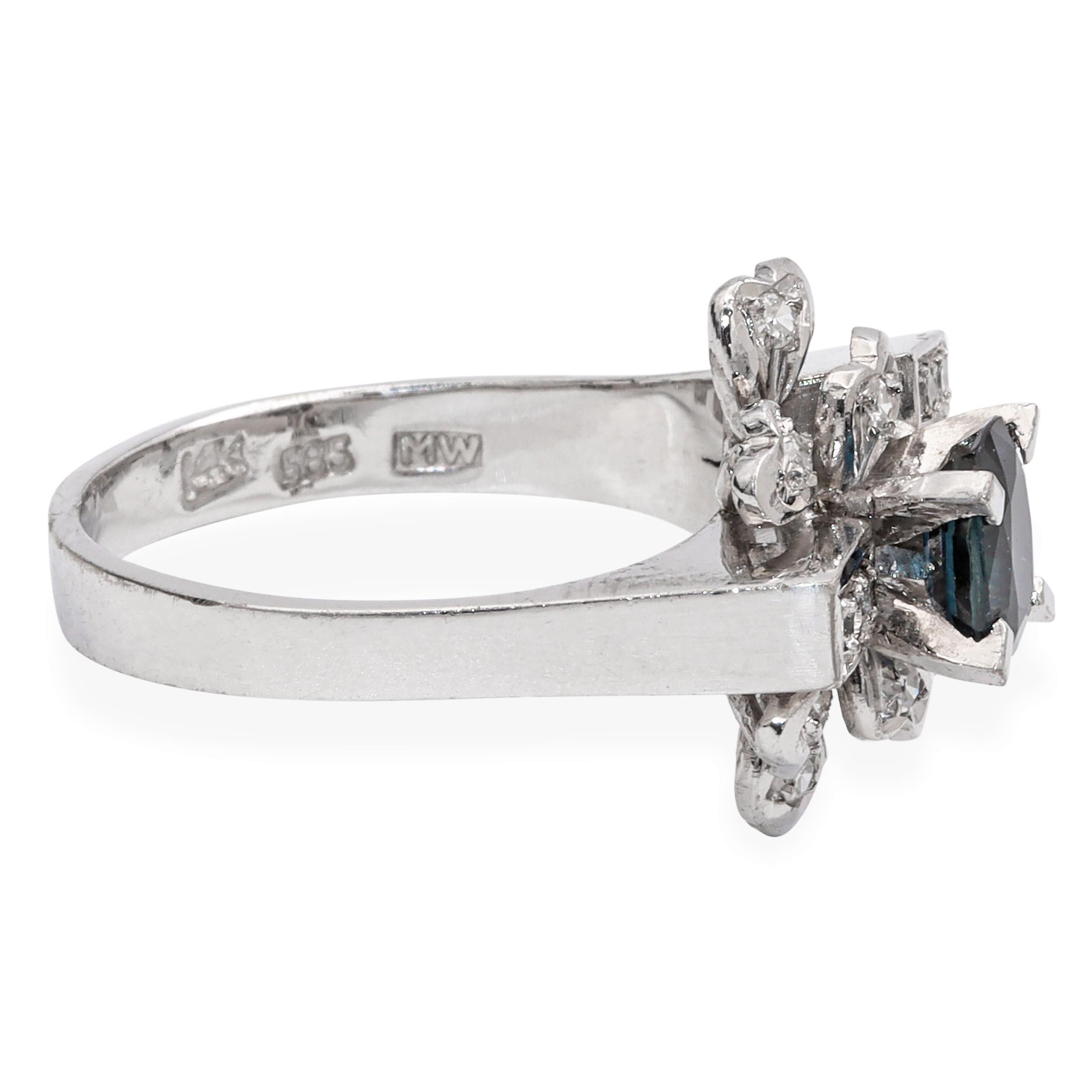 Bague vintage en or blanc 13k avec saphir et diamant Bon état - En vente à New York, NY