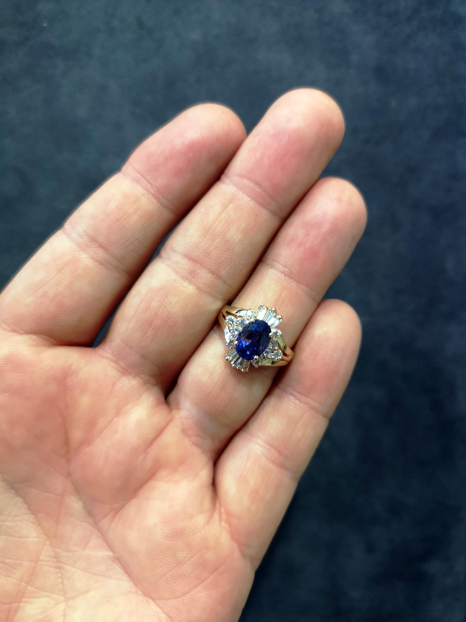 Vintage 14 Carat Gold Blue Sapphire Diamond Cluster Cocktail Engagement Ring In Excellent Condition In Newcastle Upon Tyne, GB