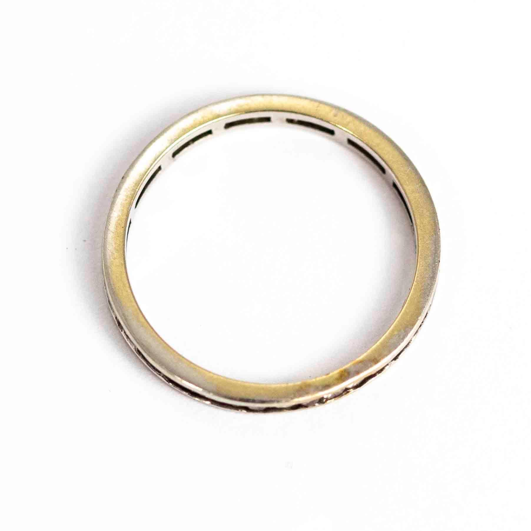 Eternity-Ring, 14 Karat Weißgold Diamant im Zustand „Gut“ im Angebot in Chipping Campden, GB