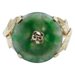 Vintage 14 Carat Yellow Gold Jade Ring Vintage 14 Carat Yellow Gold Jade Ring