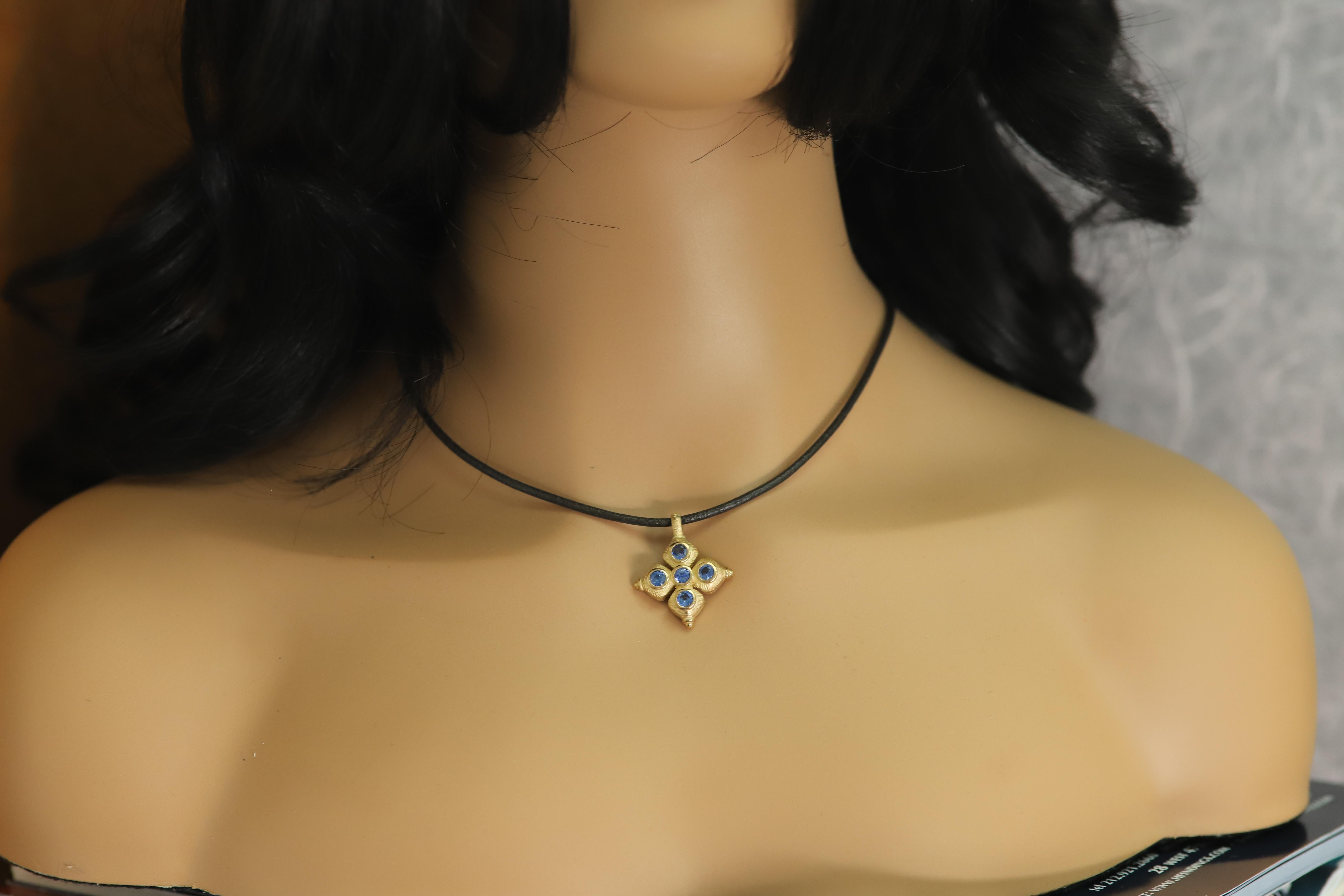 Vintage 14 Karat Blau Griechisch Kreuz natürlichen blauen Saphir massiv Gelbgold im Angebot 6