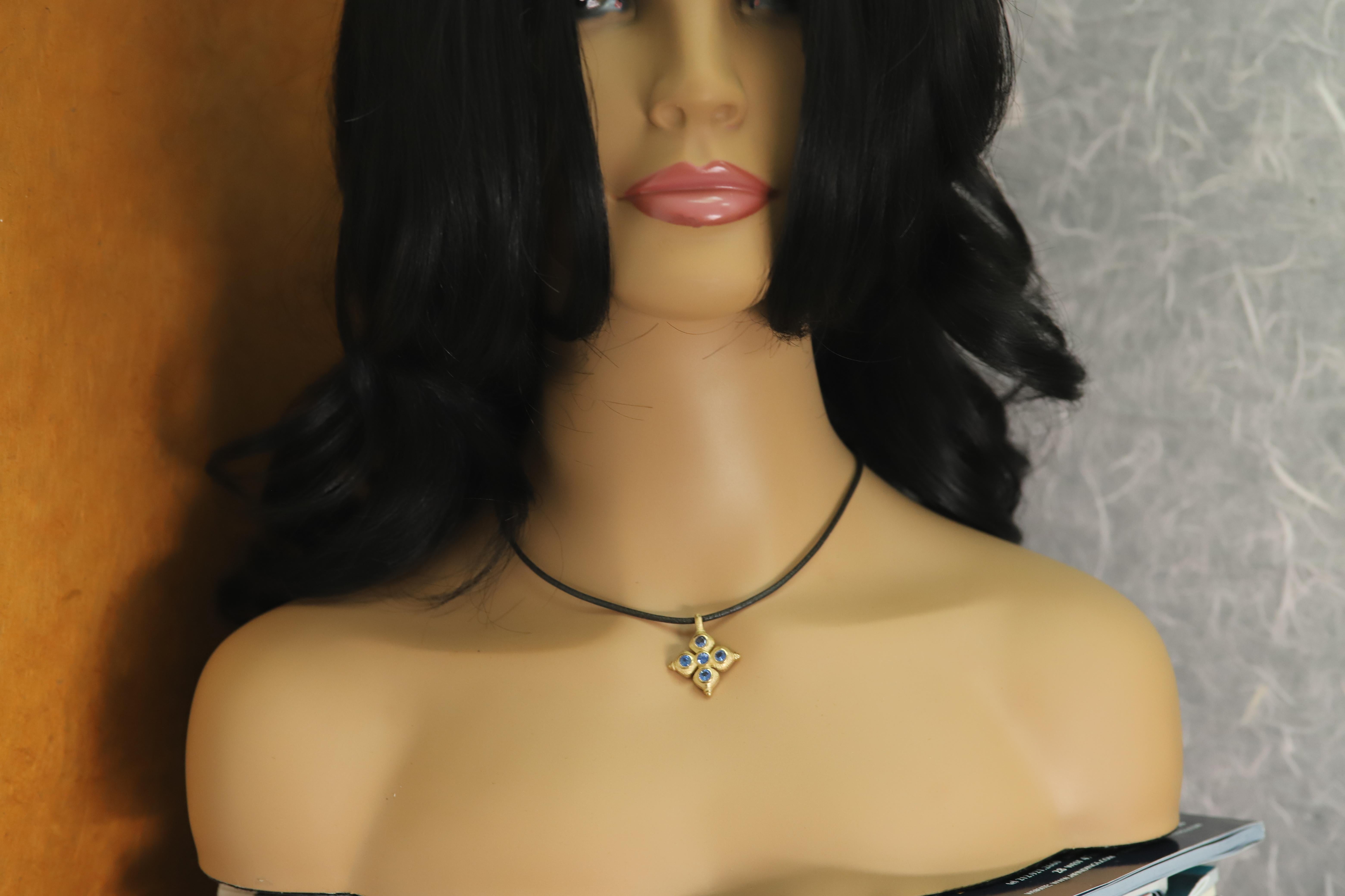 Vintage 14 Karat Blau Griechisch Kreuz natürlichen blauen Saphir massiv Gelbgold im Angebot 7