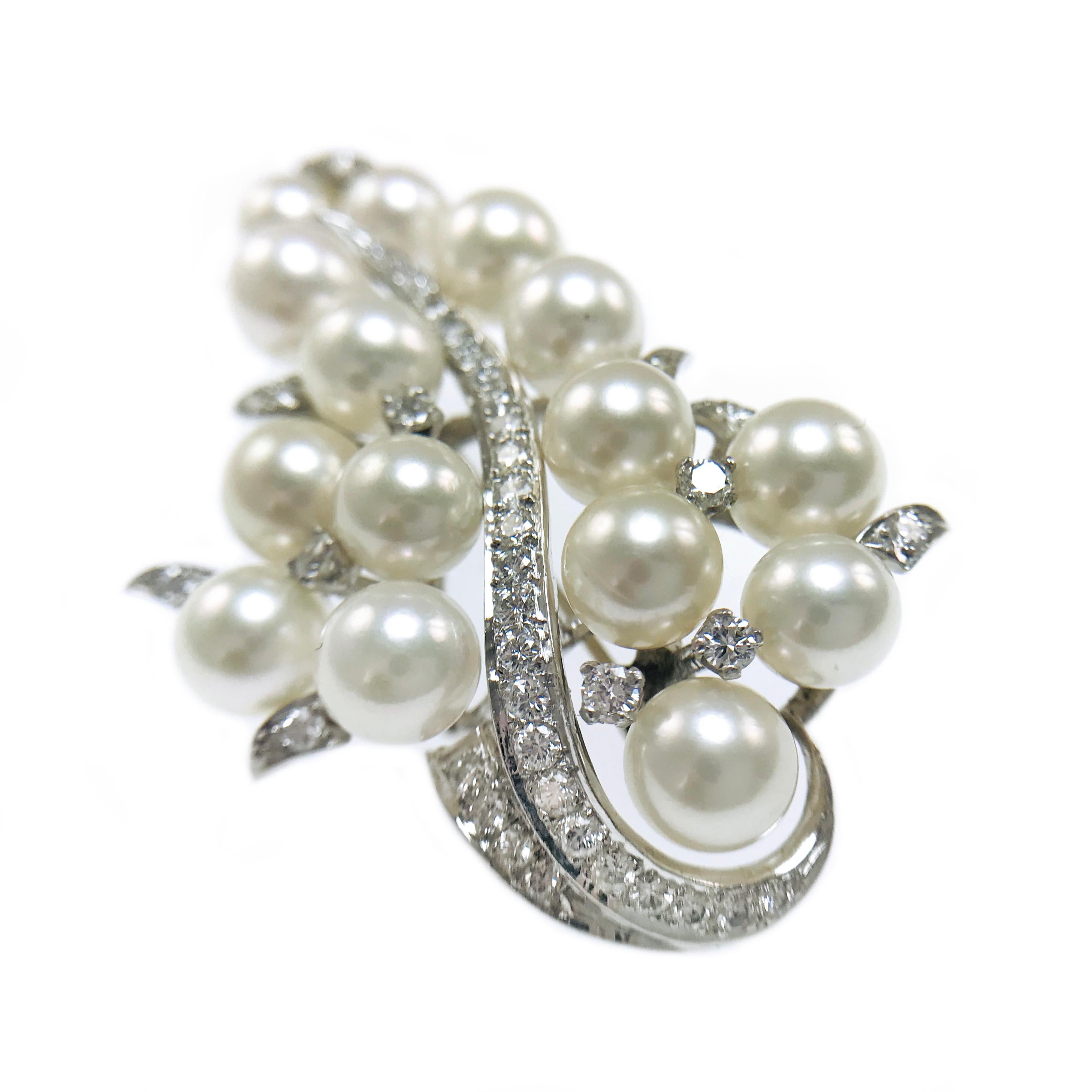 Vintage 14 Karat Diamond Pearl Brooch Pin In Good Condition In Palm Desert, CA