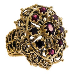 Vintage 14 Karat Garnet Ladies Ring