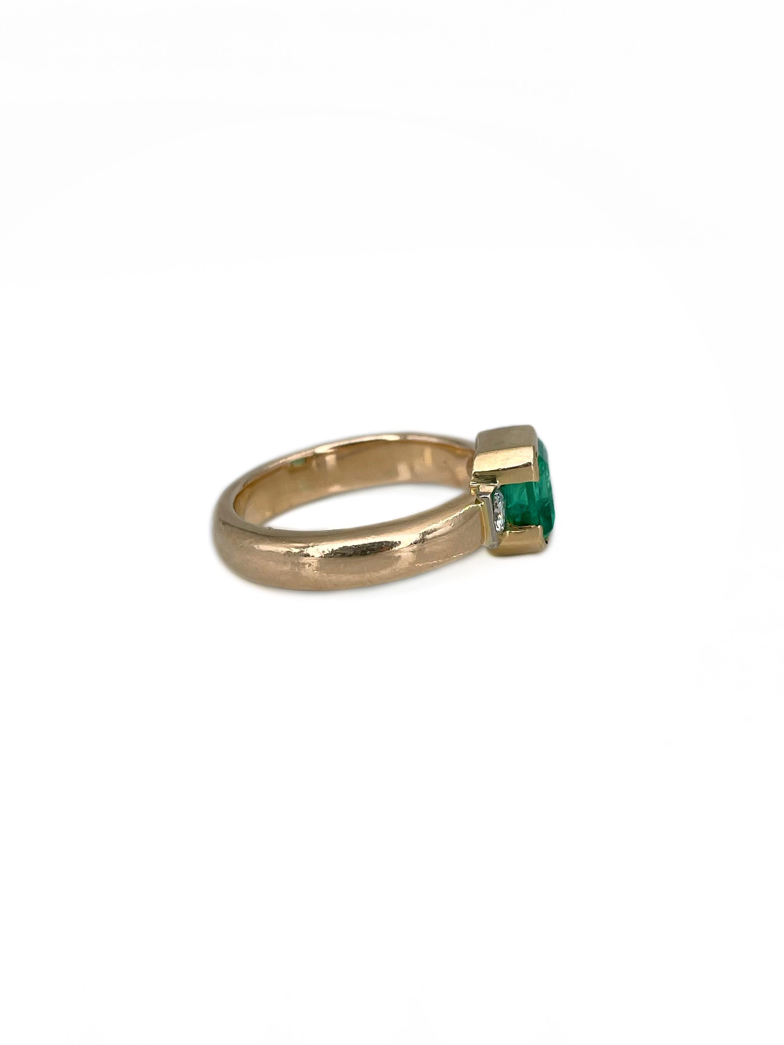 Mixed Cut Vintage 14 Karat Gold 1.10 Carat Emerald 0.21 Carat Diamond Three-Stone Ring