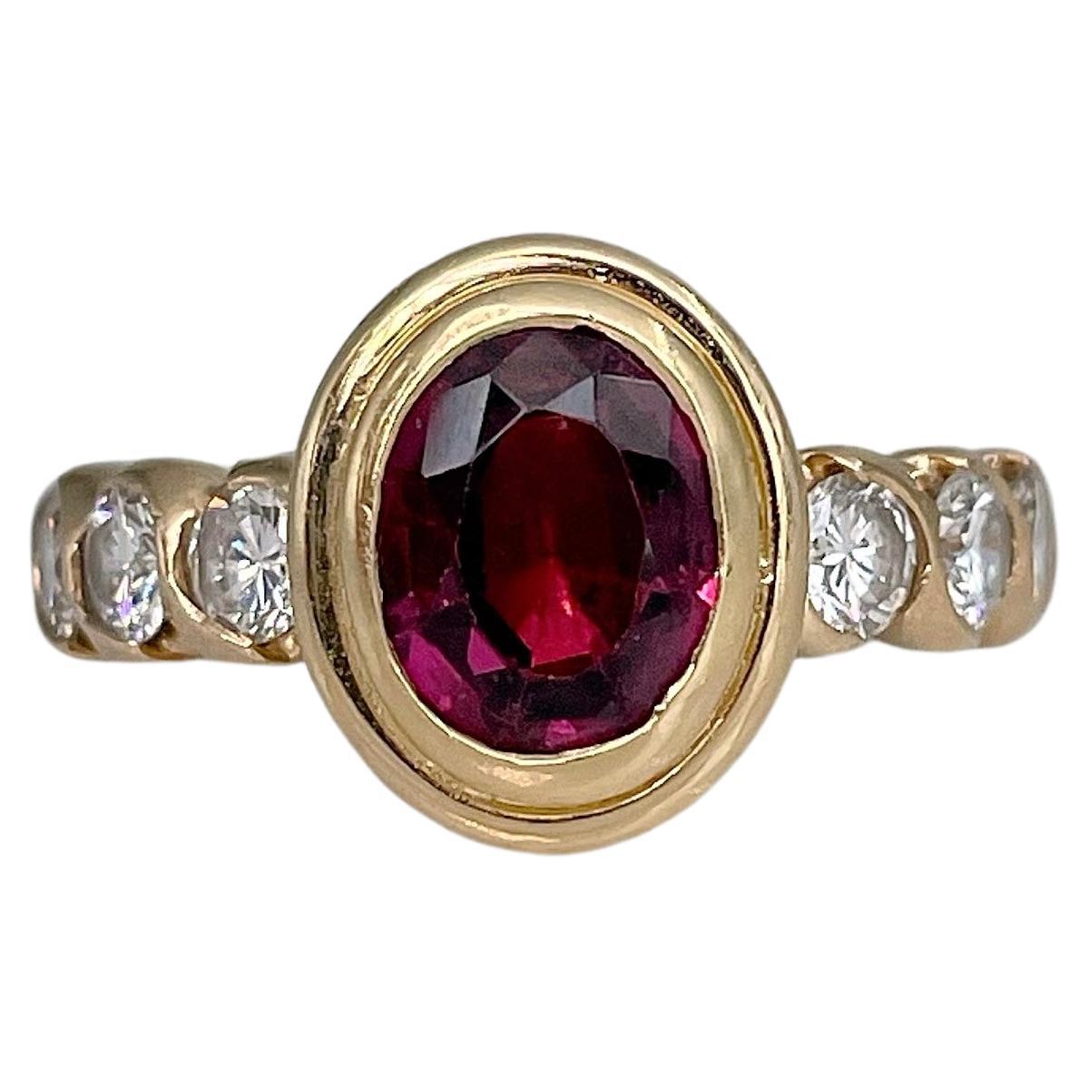 Vintage 14 Karat Gold 1.50 Carat Purplish Red Topaz 0.65 Carat Diamond Ring For Sale