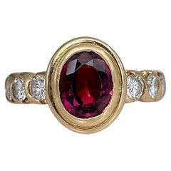 Vintage 14 Karat Gold 1.50 Carat Purplish Red Topaz 0.65 Carat Diamond Ring