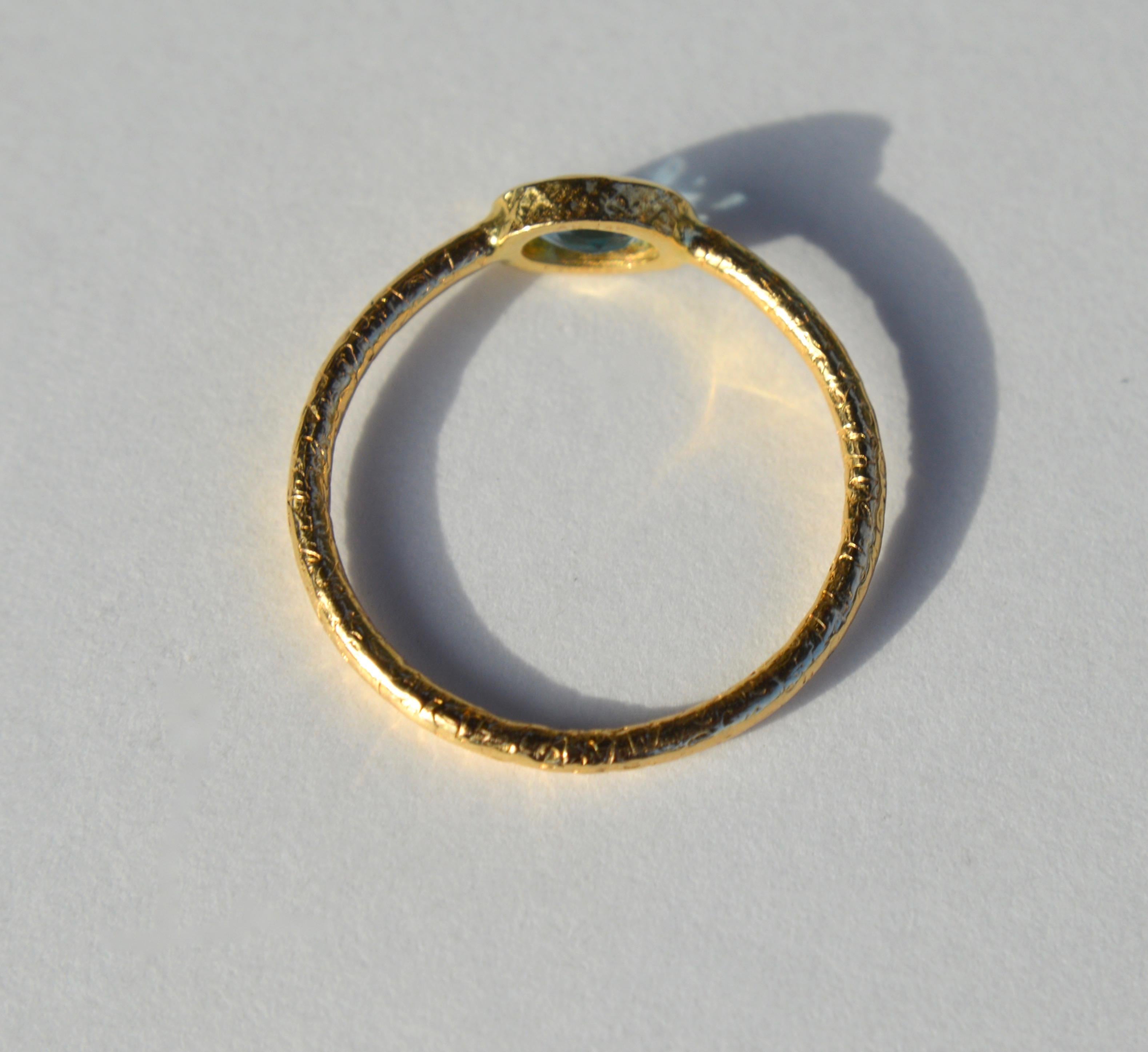 Vintage 14 Karat Gold .70 Carat Aquamarine Bezel Set Stacking Ring In Good Condition In Crownsville, MD