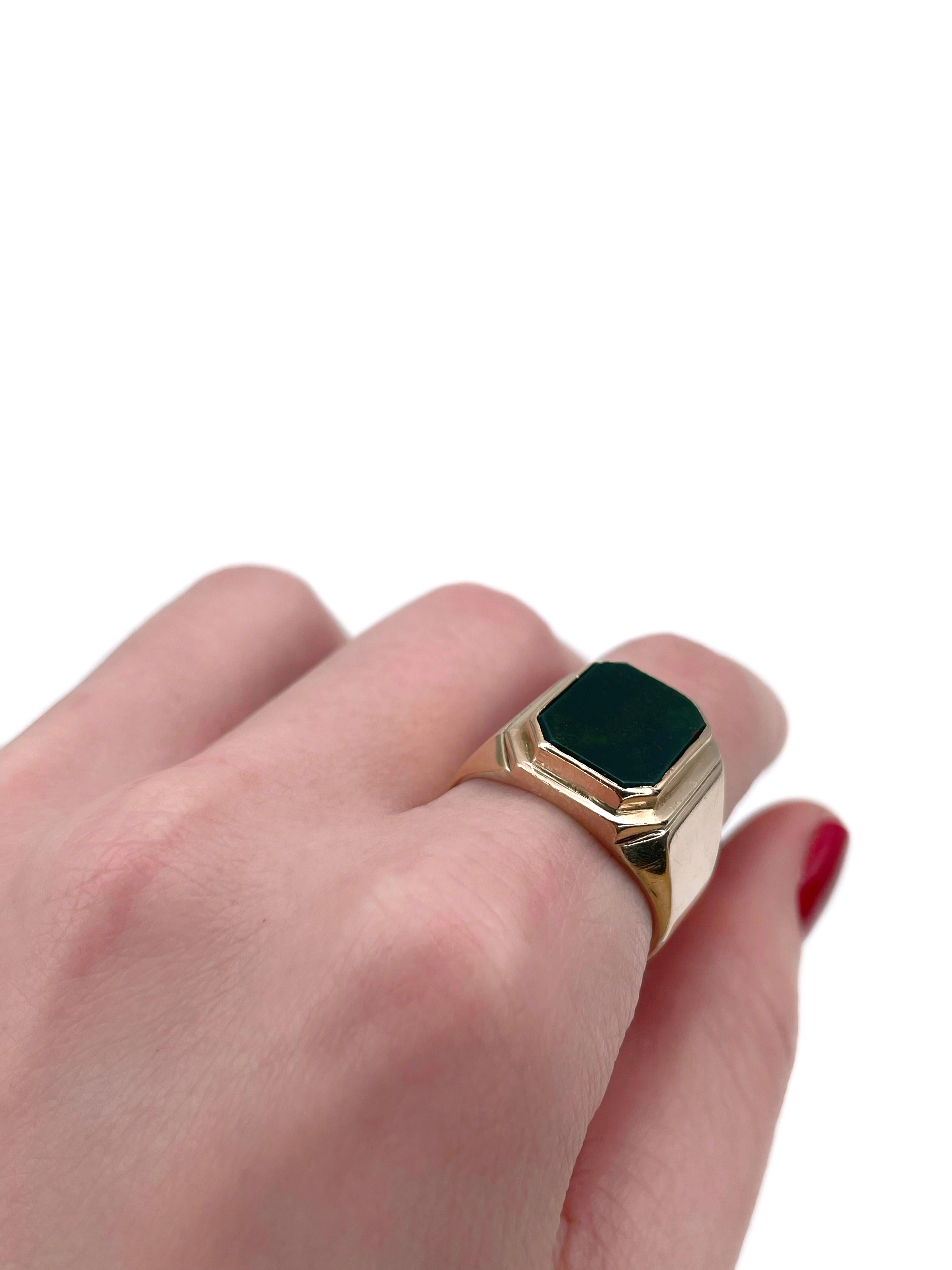 Modern Vintage 14 Karat Gold Bloodstone Rectangle Signet Ring For Sale
