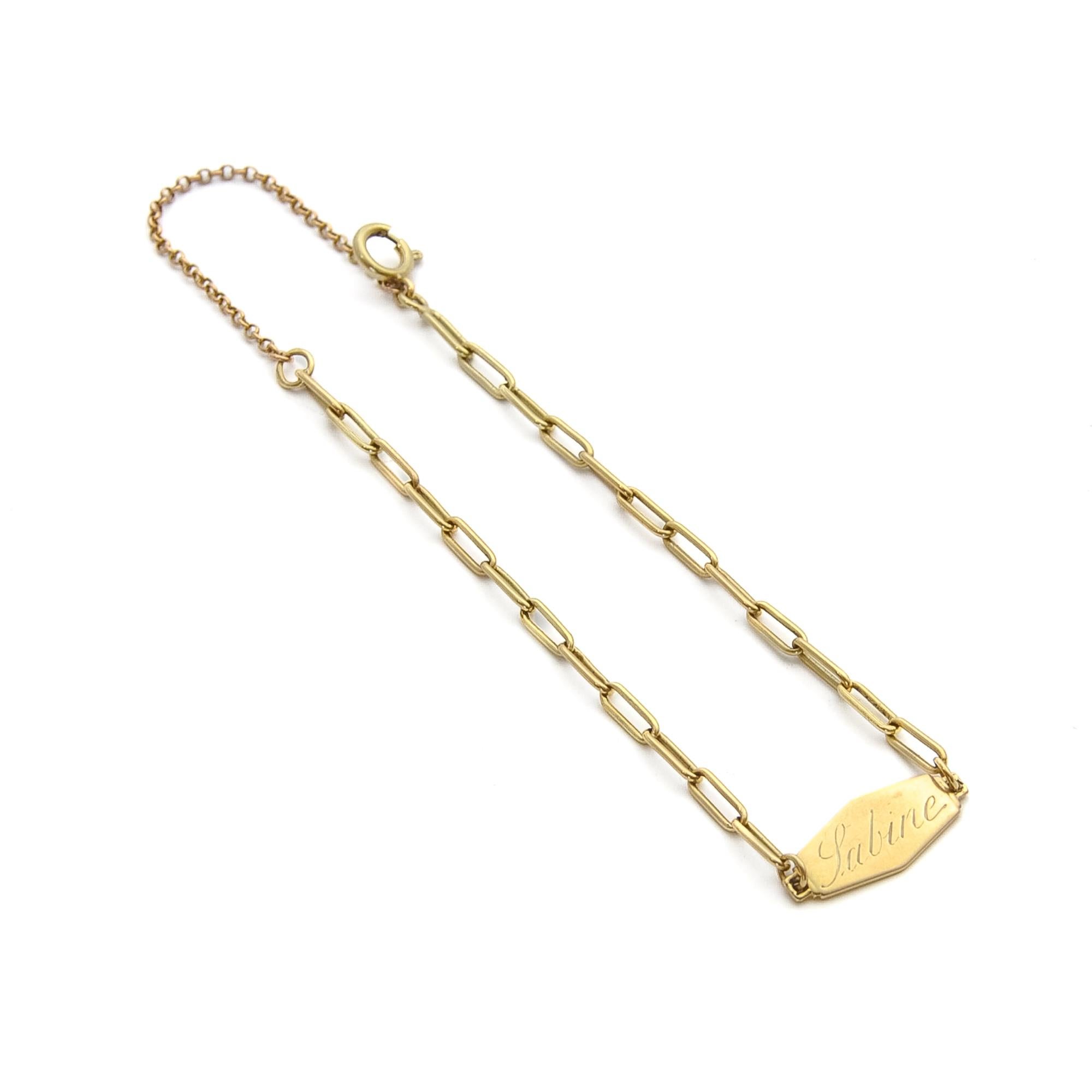 Vintage 14 Karat Gold Clasping Link Bracelet en vente 1