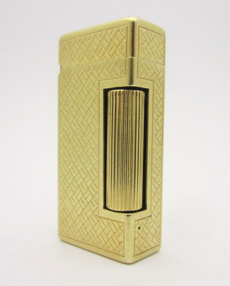 Vintage 14 Karat Gold Dunhill Rollalite Lighter at 1stDibs | 14k gold ...