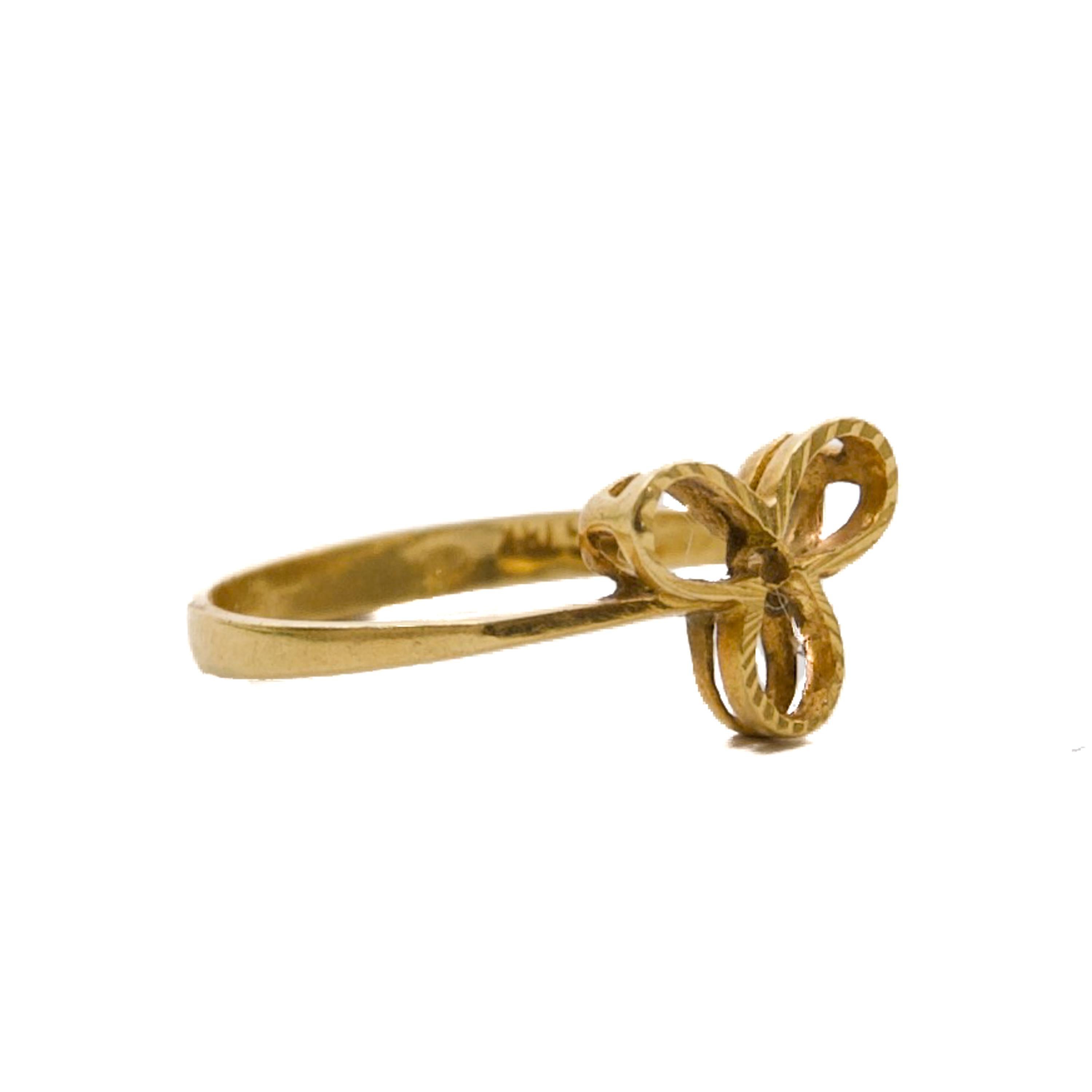 Vintage 14 Karat Gold Good Luck Clover Leaf Ring In Good Condition For Sale In Rotterdam, NL