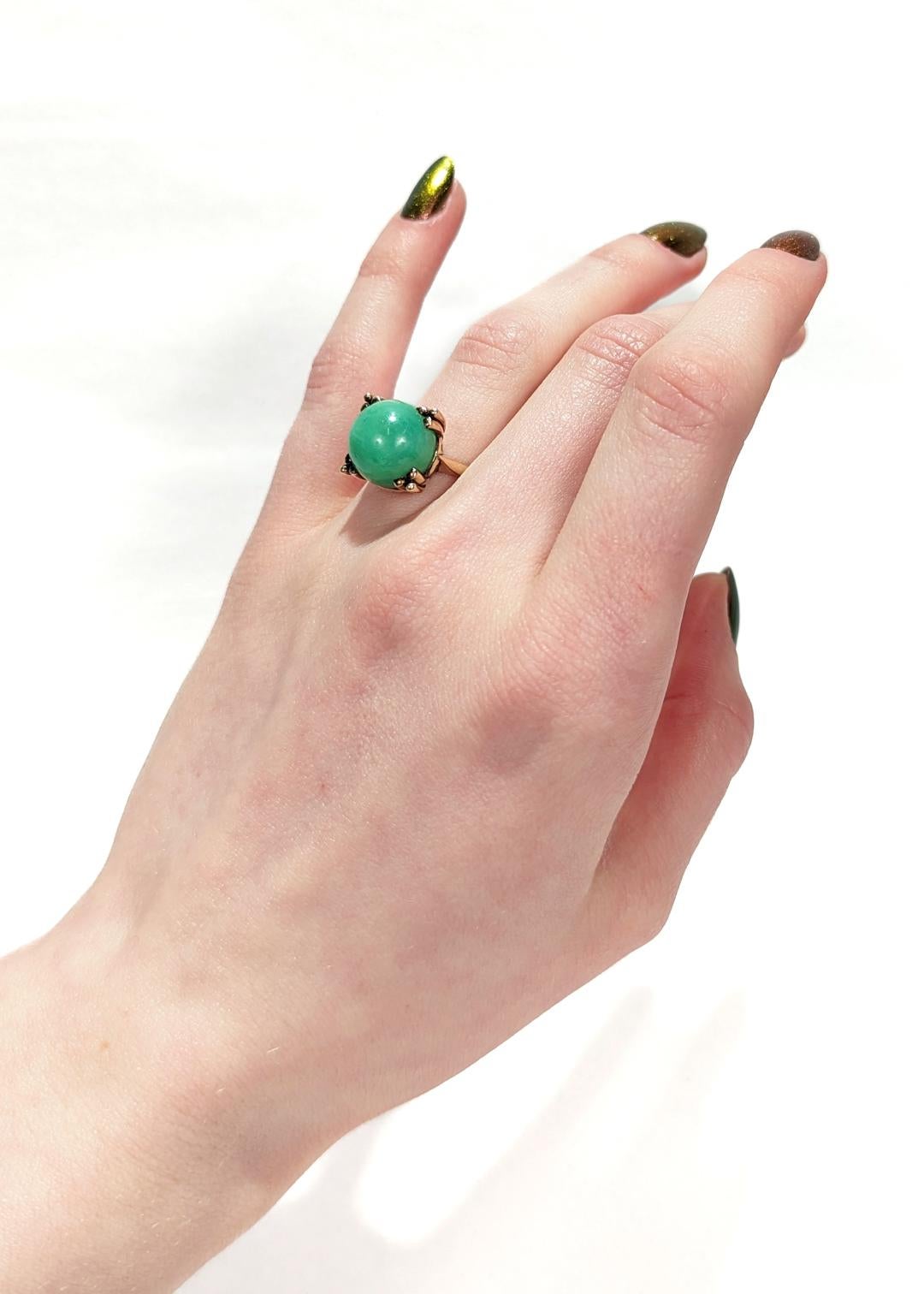 Vintage 14 Karat Gold & Jade Jadeite Bead Art Deco Style Ring For Sale 11