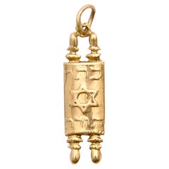 14 Karat Gold Jewish Torah Vintage Charm Pendant