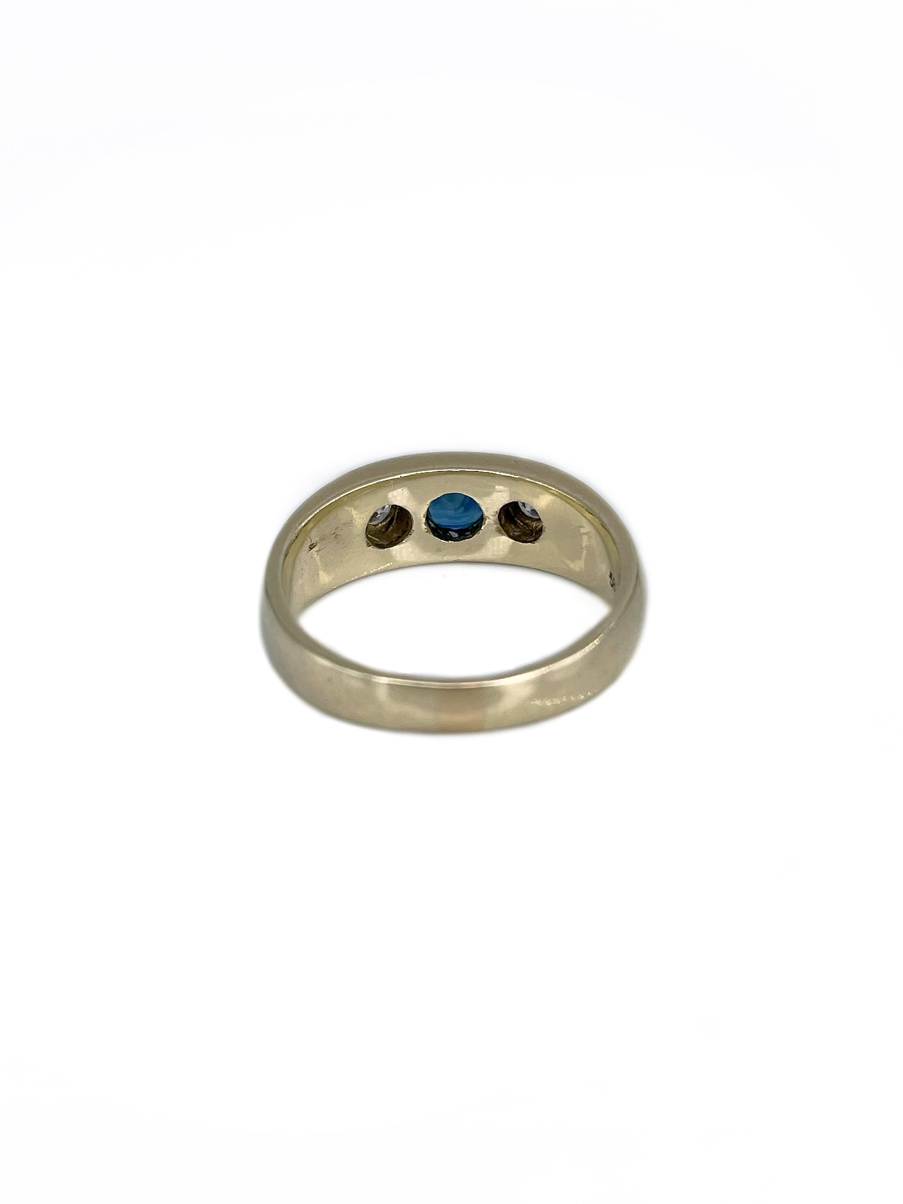 Femenino o masculino Anillo de tres piedras vintage de oro de 14 quilates con zafiro VS de 0,50 quilates y diamante de 0,25 quilates en venta