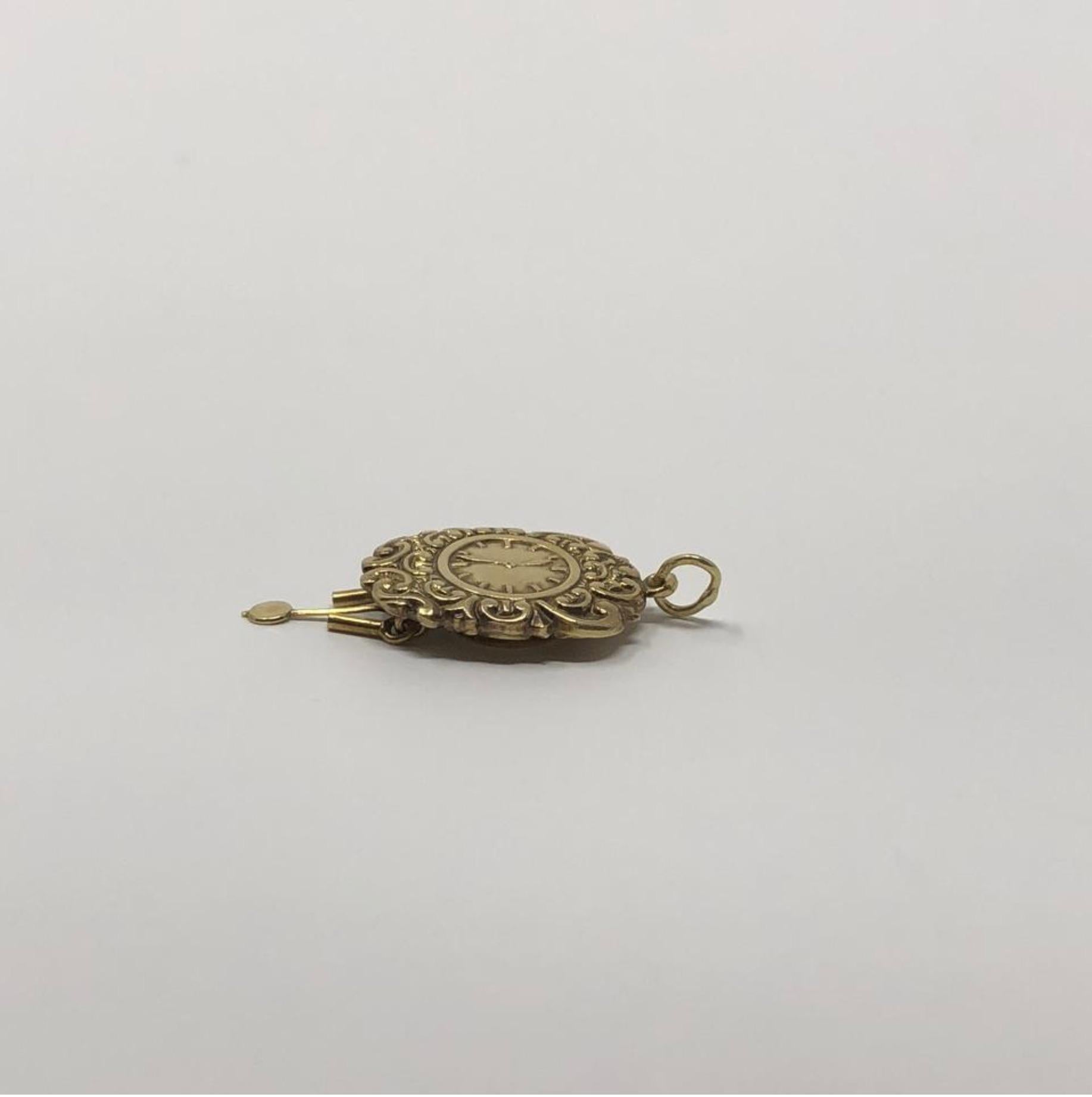Vintage 14 Karat Gold Victorian Cuckoo Clock Pendent Charm 2