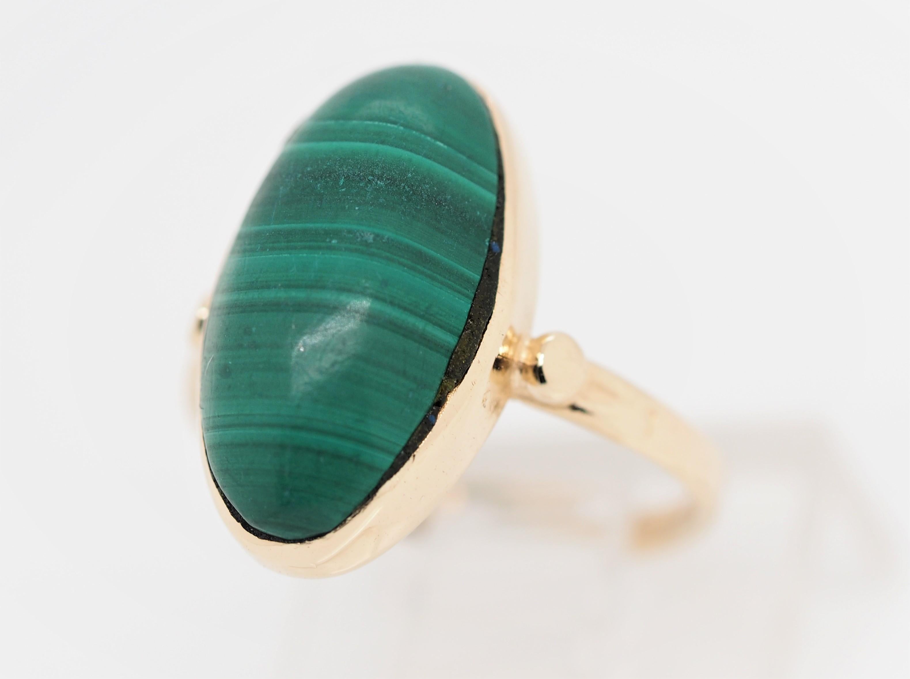 Vintage 14 Karat Gold with Marquise Cut Malachite Solitaire Ring For Sale 1