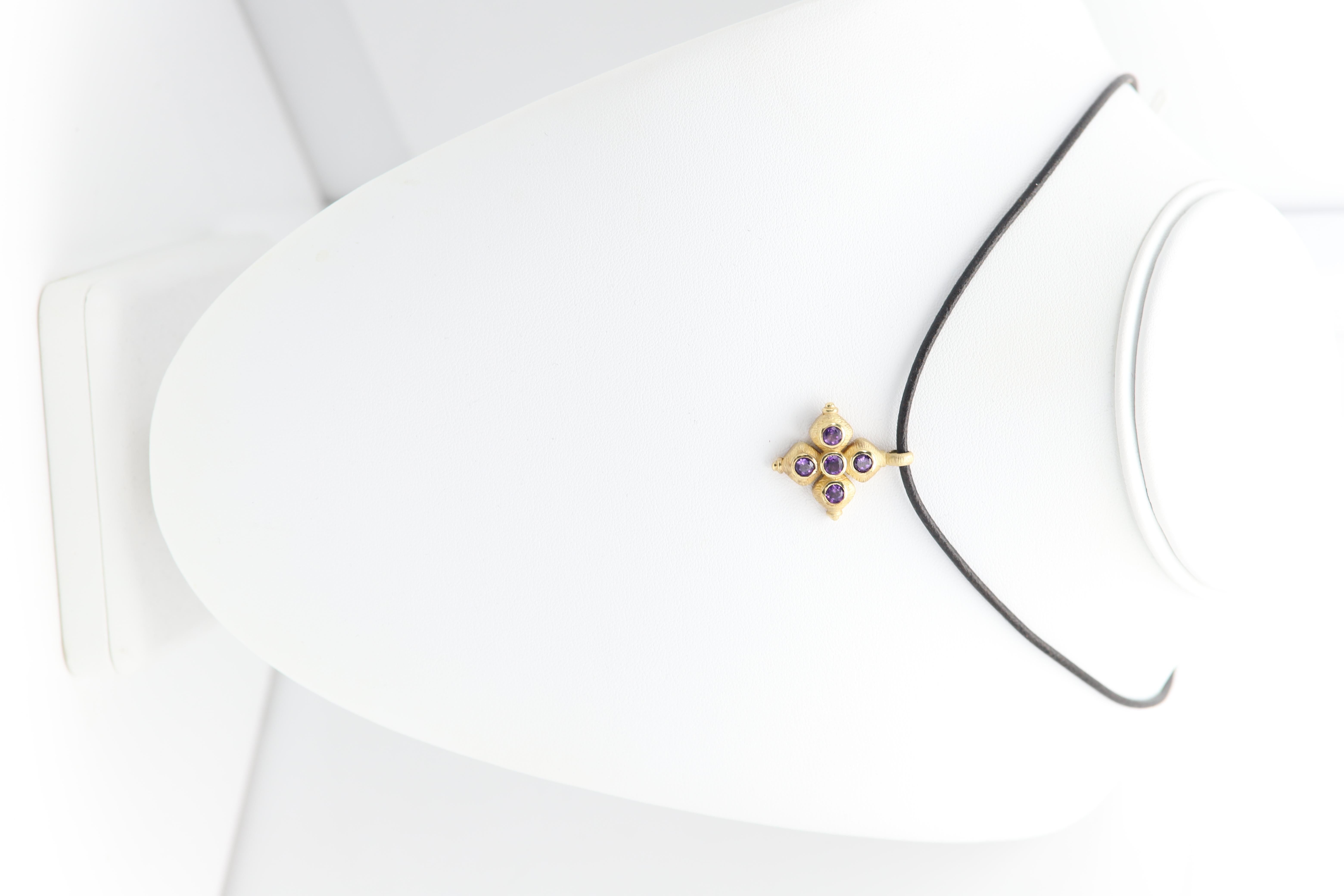 Vintage 14 Karat Purple Greek Cross natural Amethyst solid yellow gold en vente 6