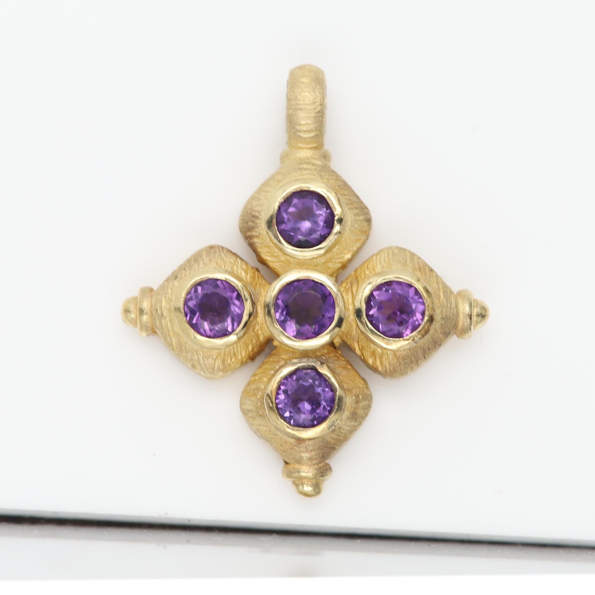 Vintage 14 Karat Purple Greek Cross natural Amethyst solid yellow gold en vente 7