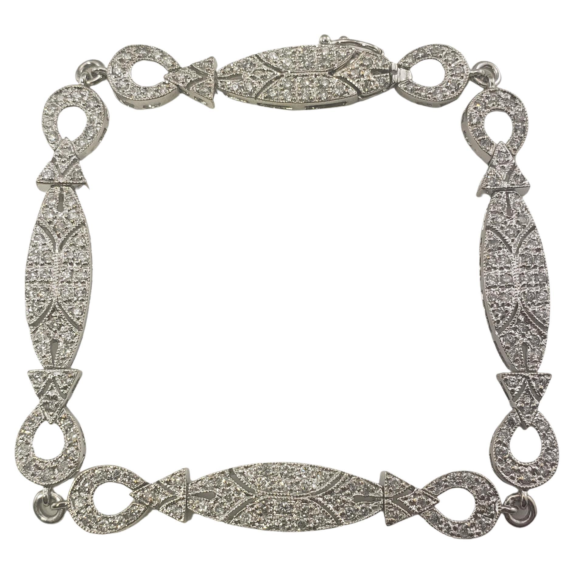 Bracelet vintage en or blanc 14 carats et diamants en vente