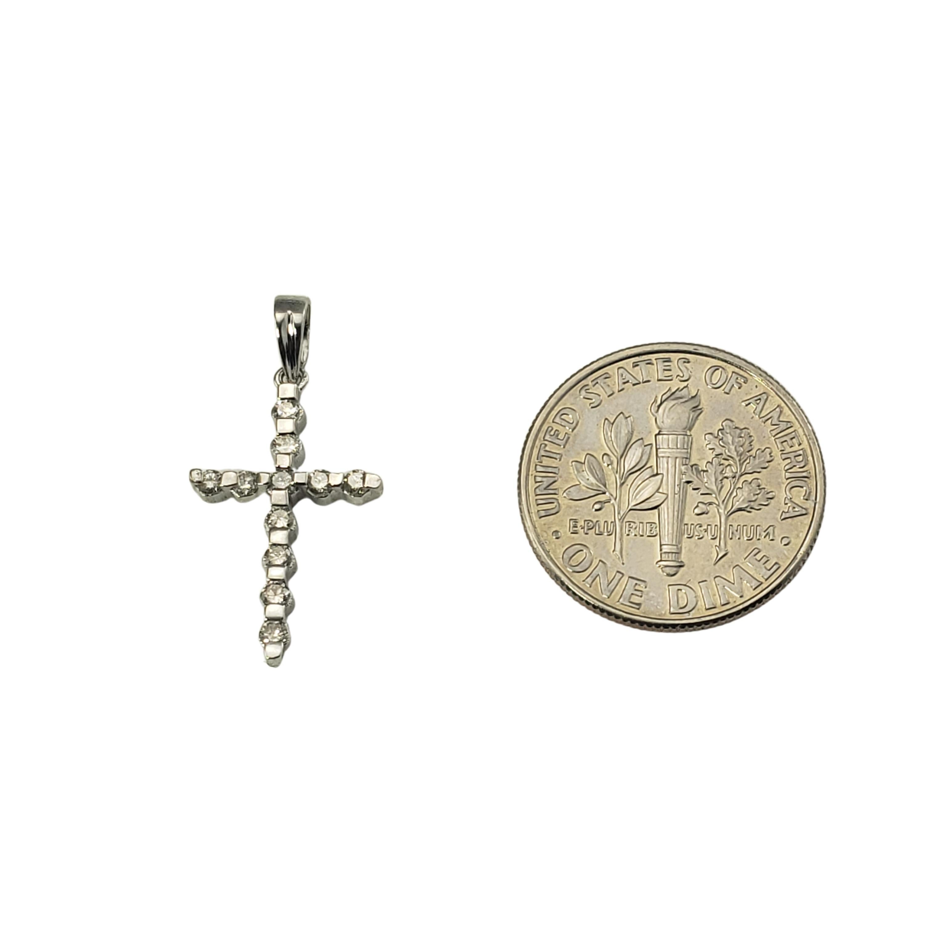 Vintage 14 Karat White Gold and Diamond Cross Pendant For Sale 1