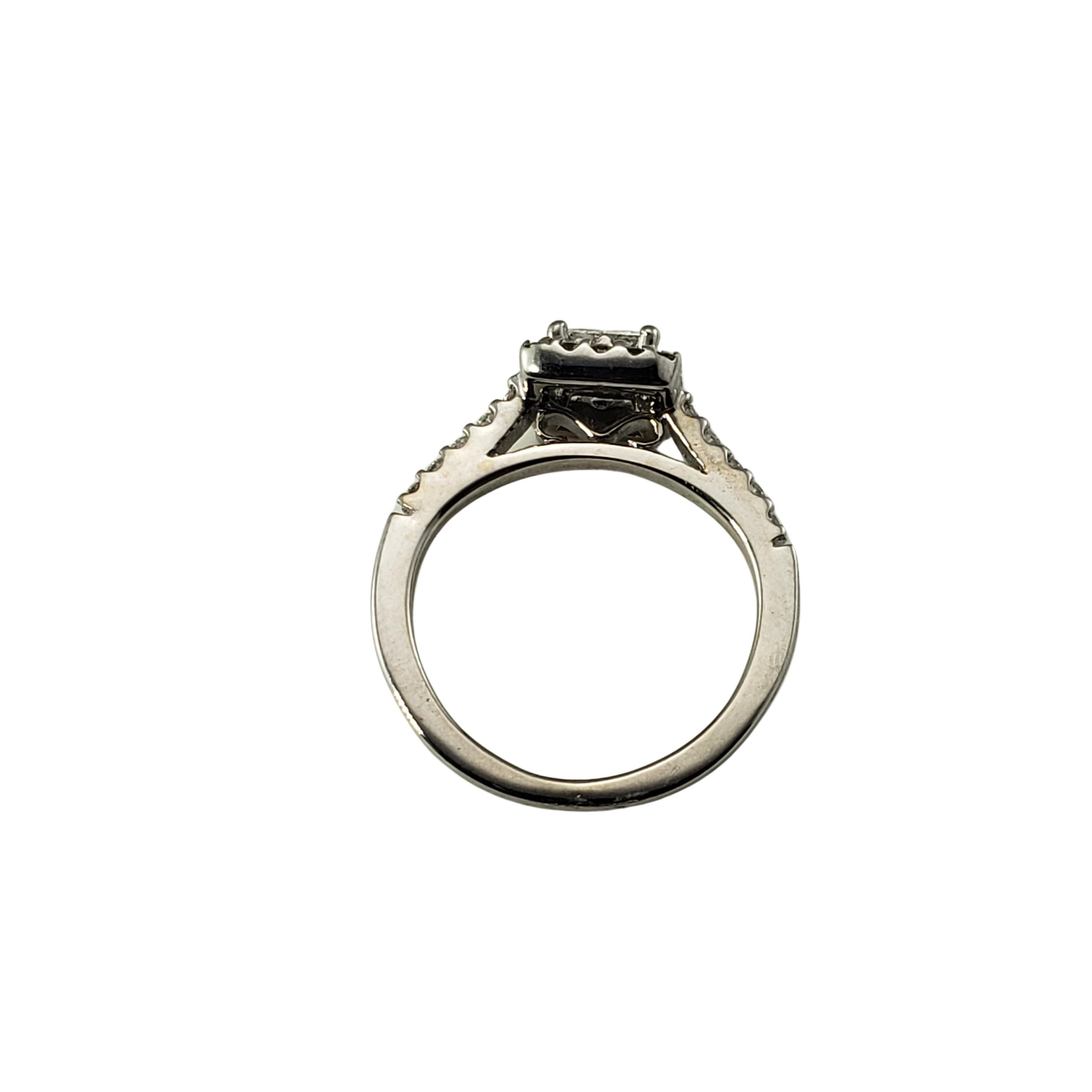 14 Karat White Gold and Diamond Ring For Sale 1