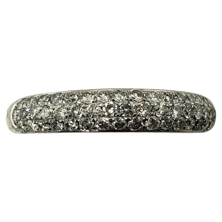 14 Karat White Gold and Diamond Wedding Band Ring For Sale at 1stDibs